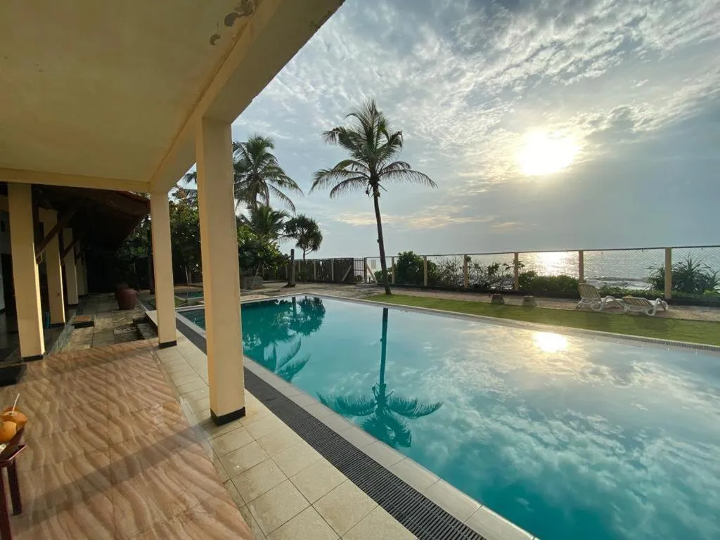 Balcony/Terrace in Reef Bungalow Hotel