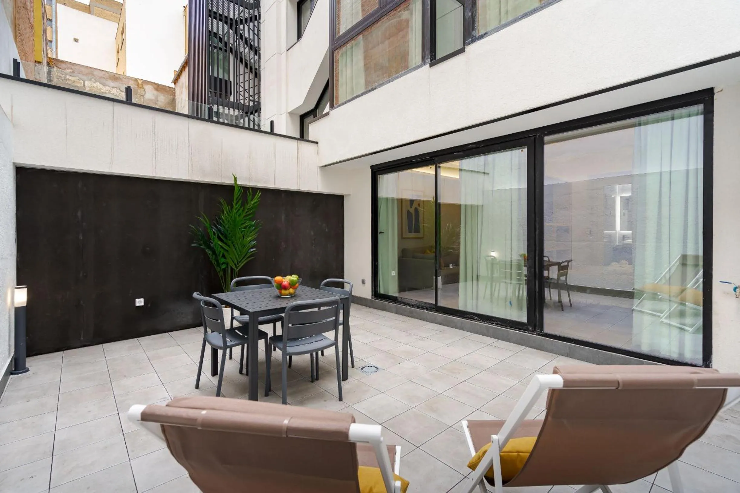 Balcony/Terrace in Feelathome Ventas Suites