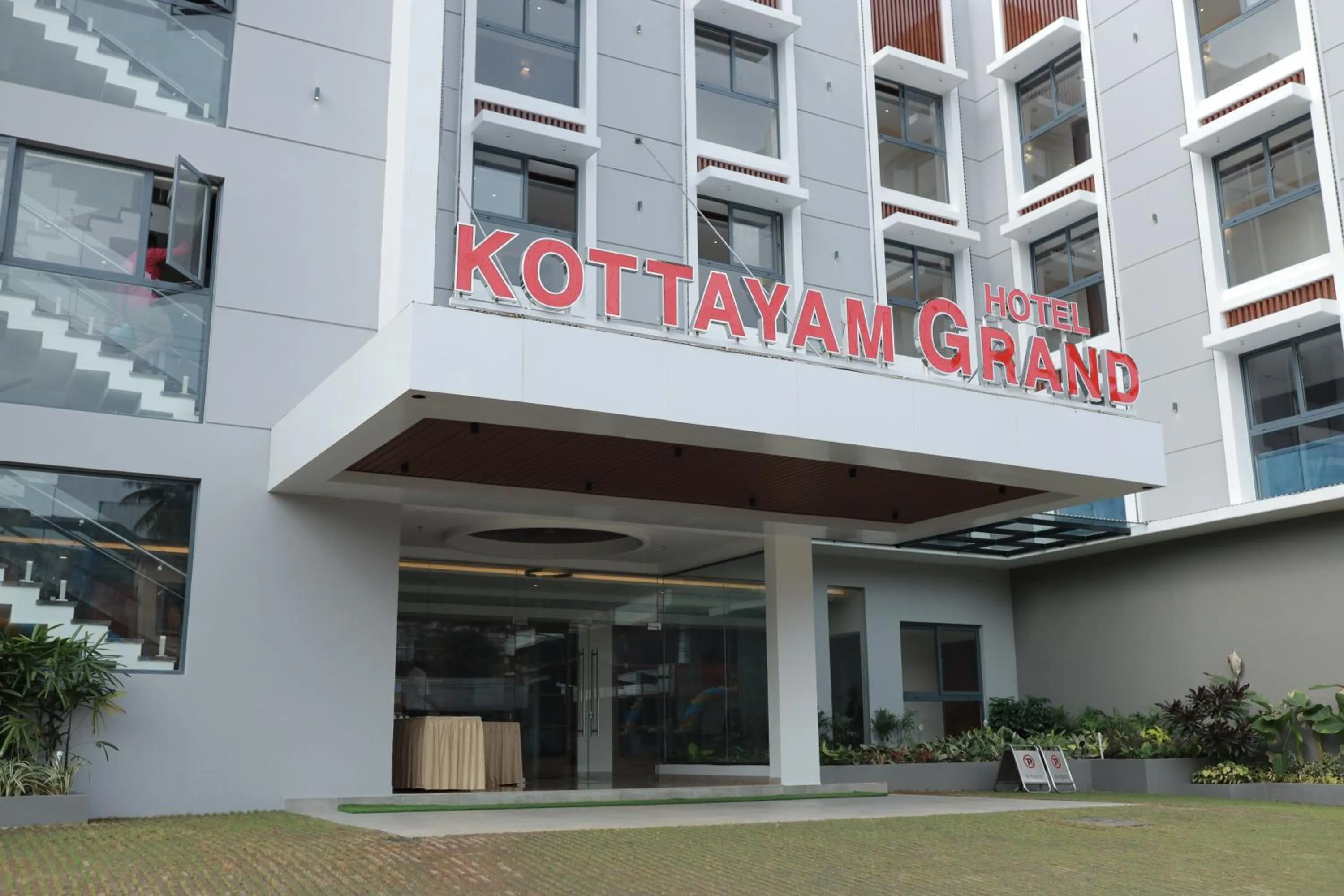 Hotel Kottayam Grand