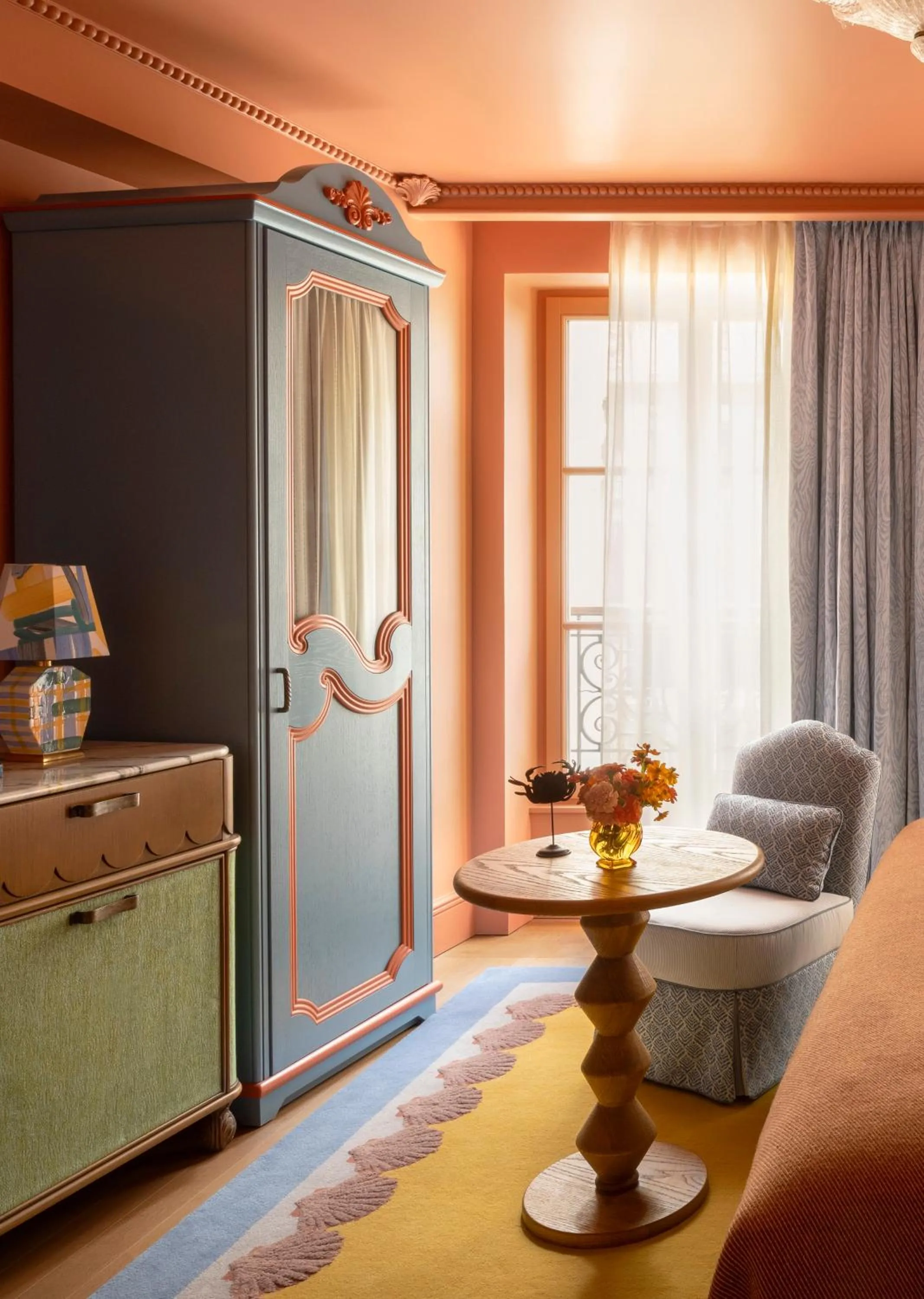 Photo of the whole room in Le Grand Mazarin