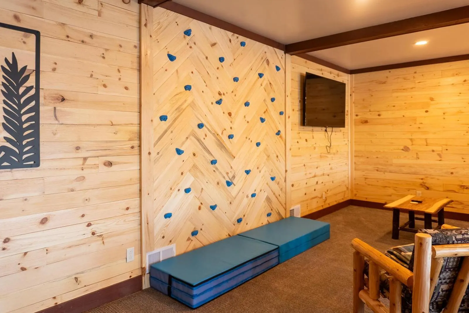 Keweenaw Waters Resort