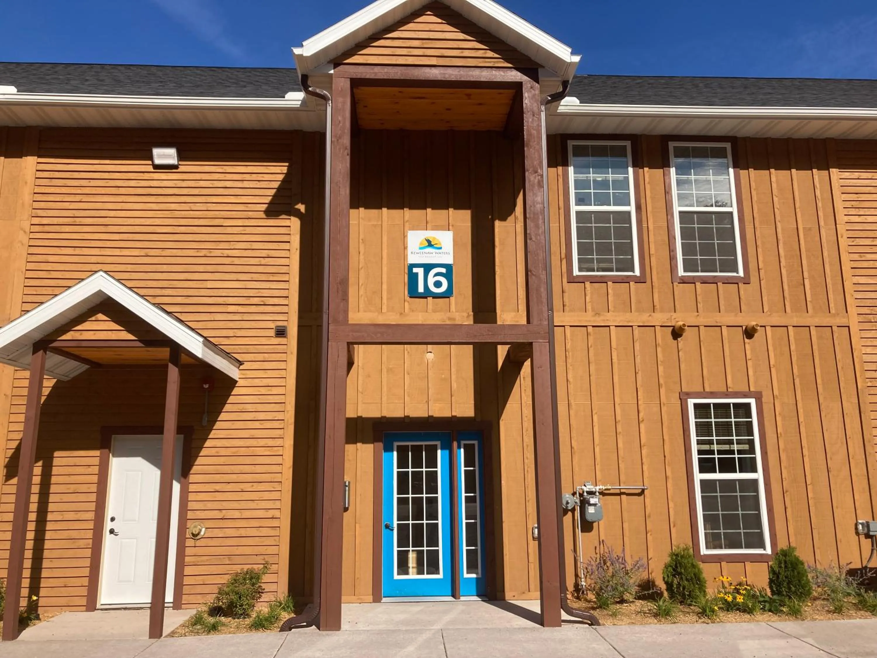 Keweenaw Waters Resort