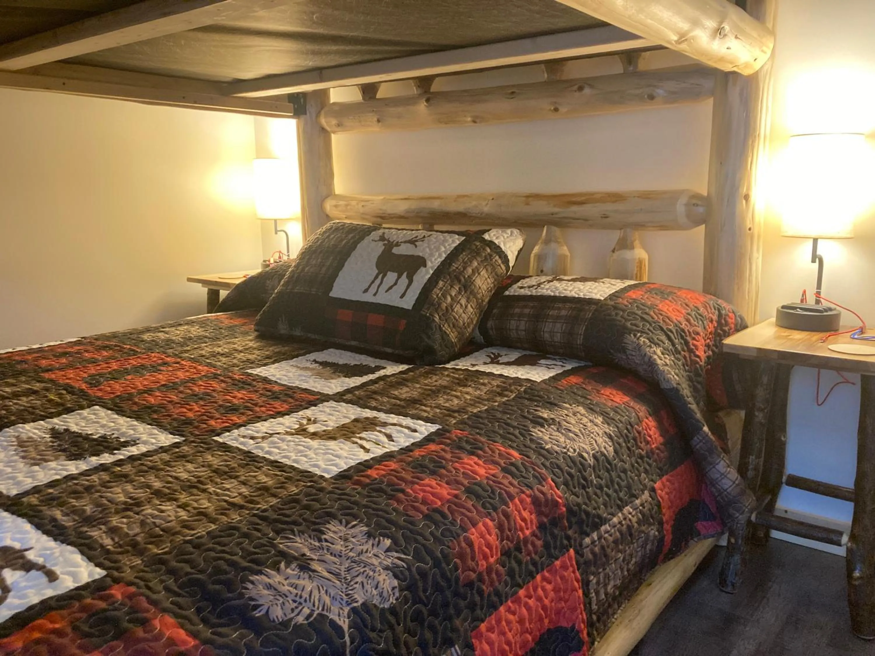 Bed in Keweenaw Waters Resort