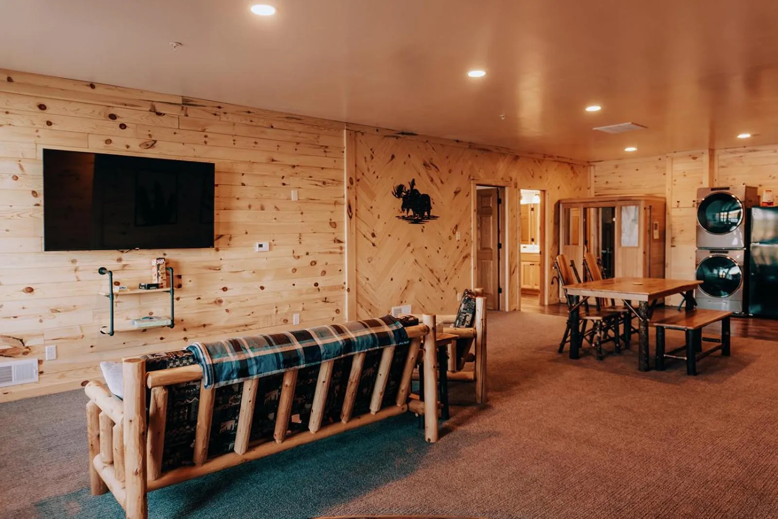 Keweenaw Waters Resort