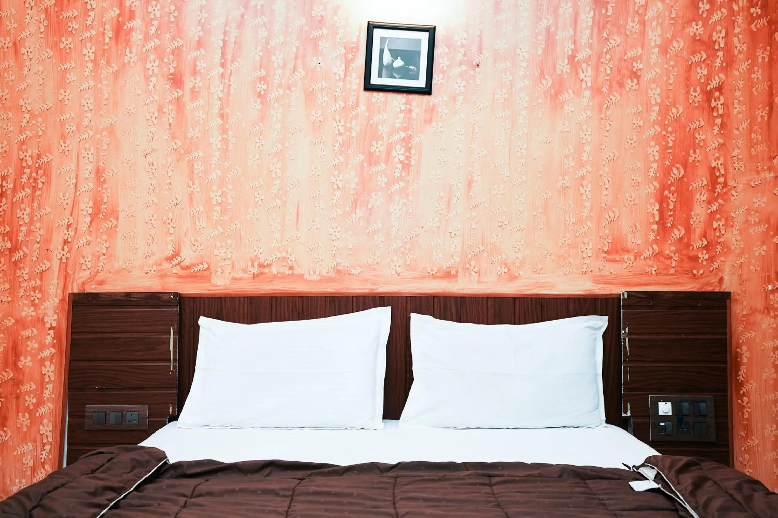 Photo of the whole room, Bed in Dwarka Lawns Cottages