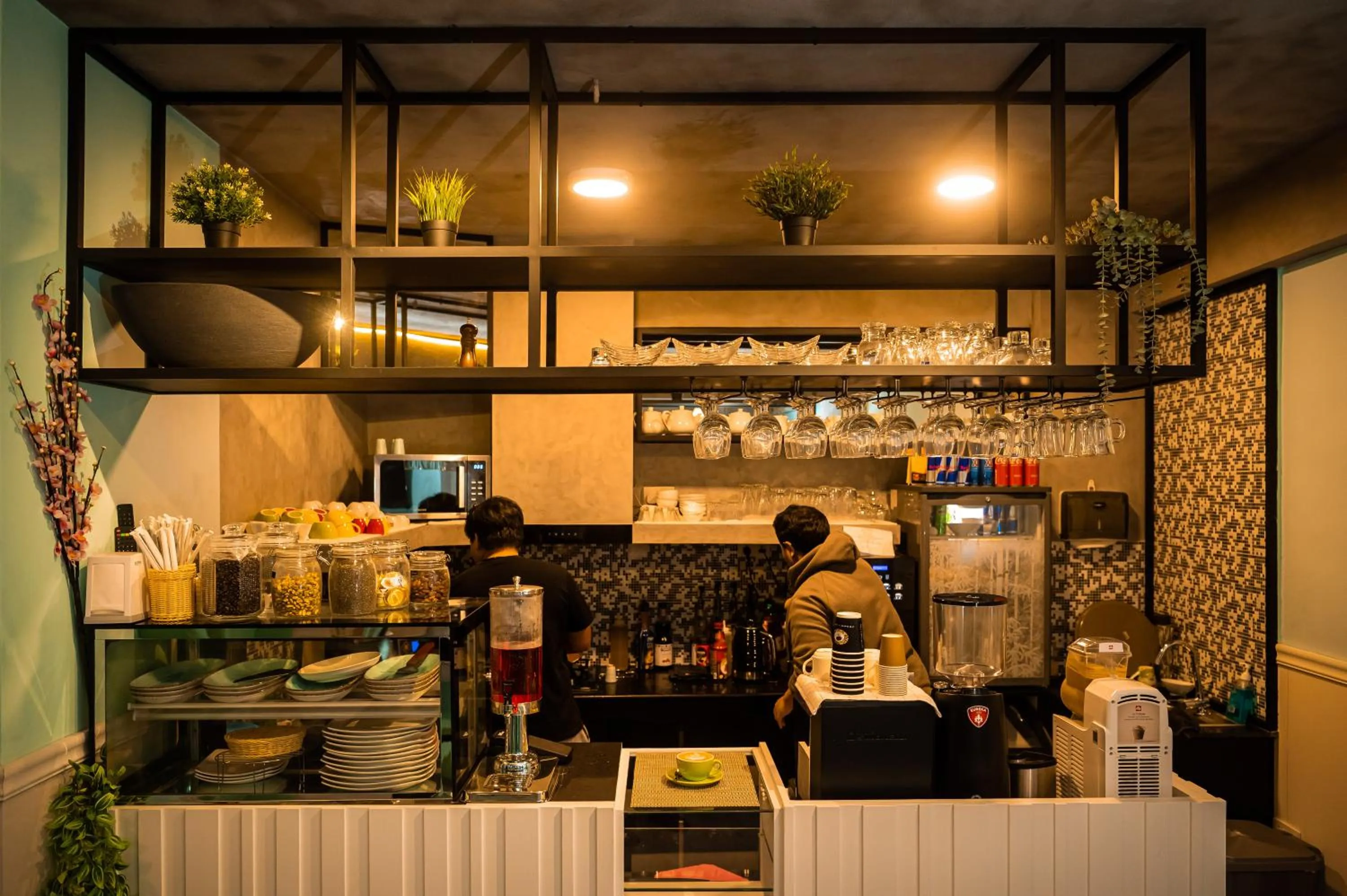 Food and drinks in Tourist Inn Grand