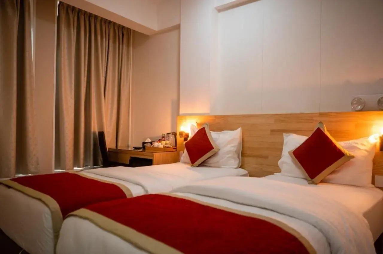 Superior Twin Room - single occupancy in Tourist Inn Grand Superior Twin Room - single occupancy in Tourist Inn Grand