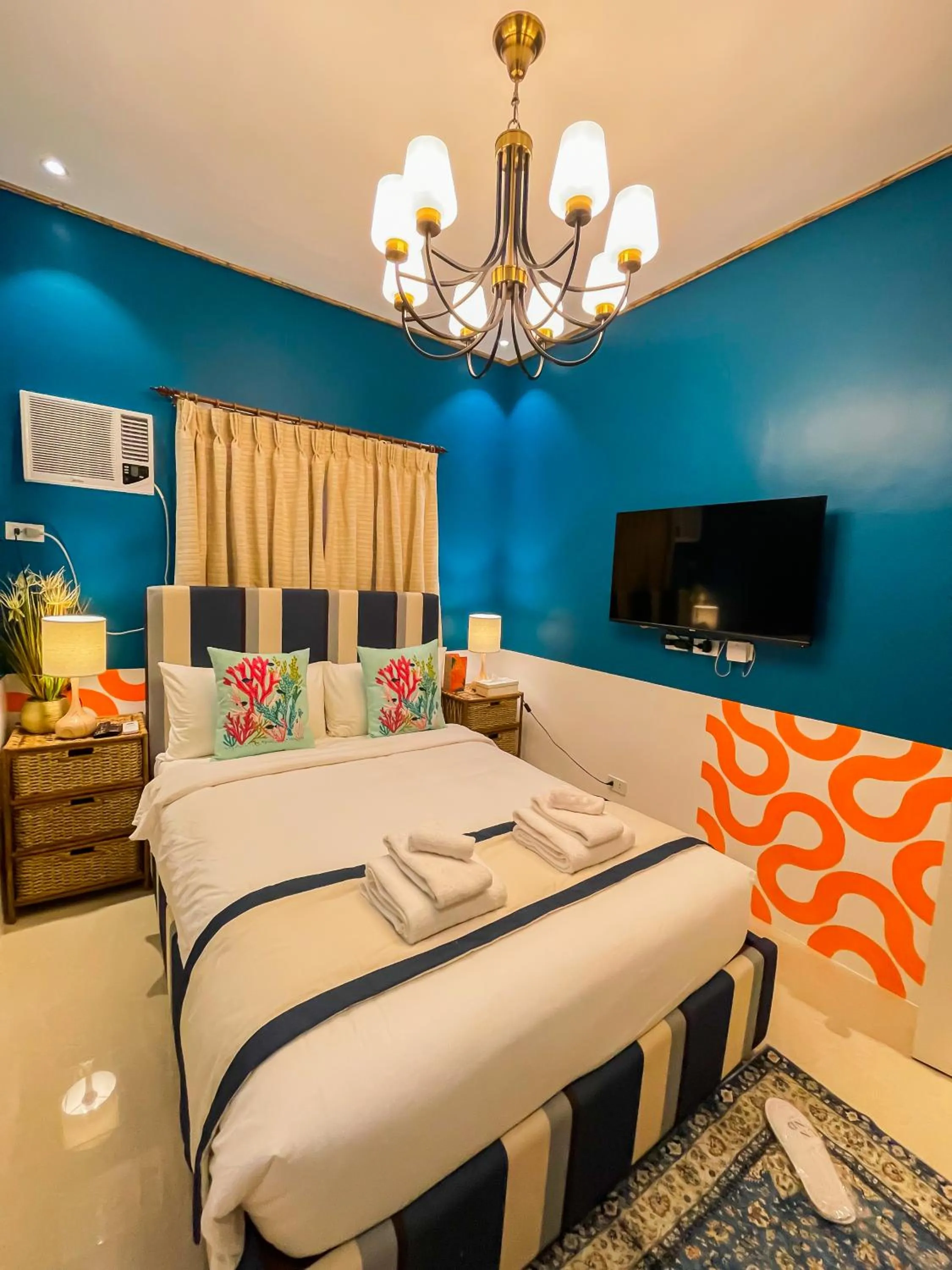 Bed in UNWND Boutique Hotel Calatagan