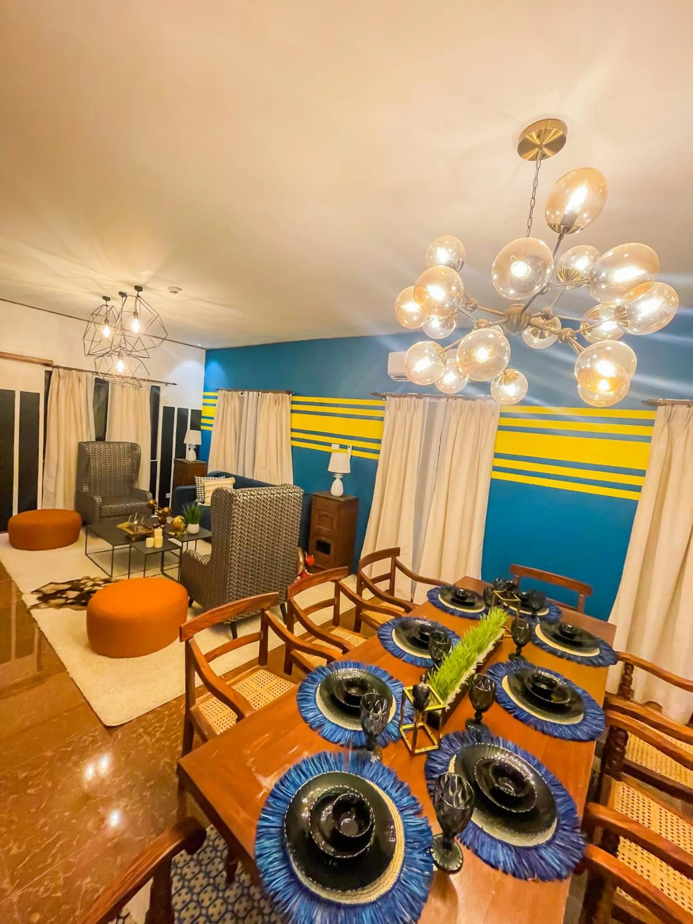 Dining area in UNWND Boutique Hotel Calatagan