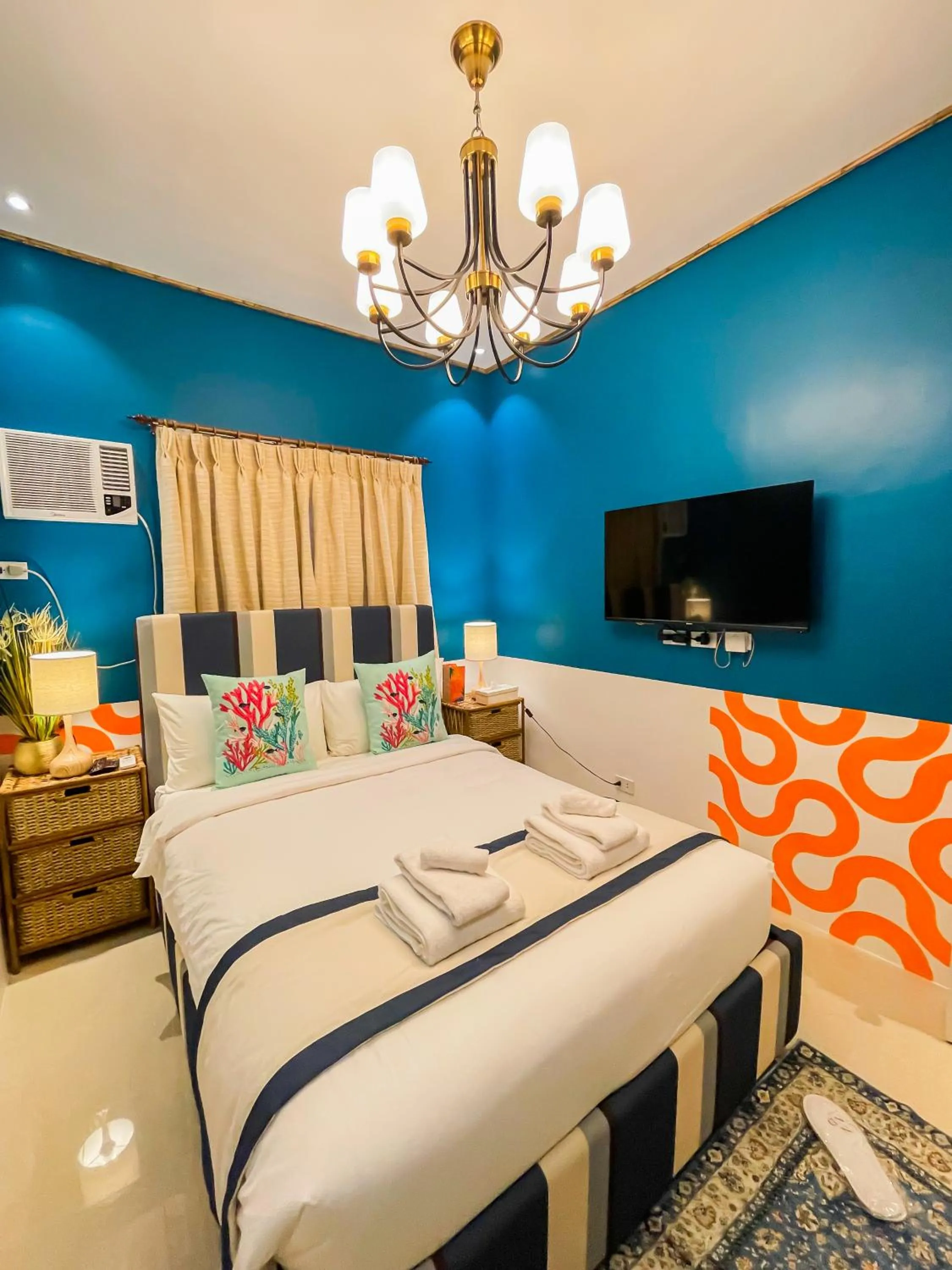 Bed in UNWND Boutique Hotel Calatagan