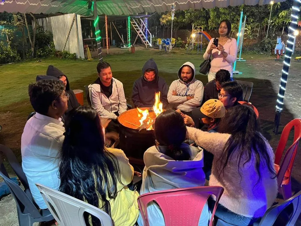 Karaoke in Panshet Camping