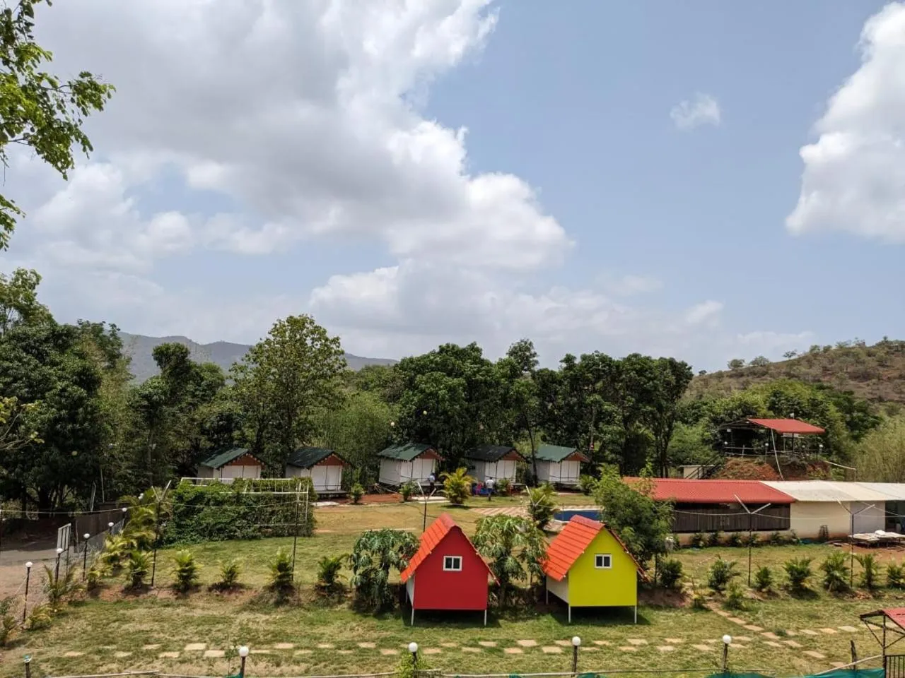 Spring in Panshet Camping