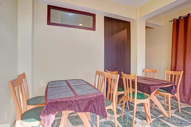 Hotel Siddhi Vinayak Regency, Mg Marg