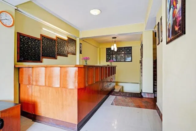 Hotel Siddhi Vinayak Regency, Mg Marg