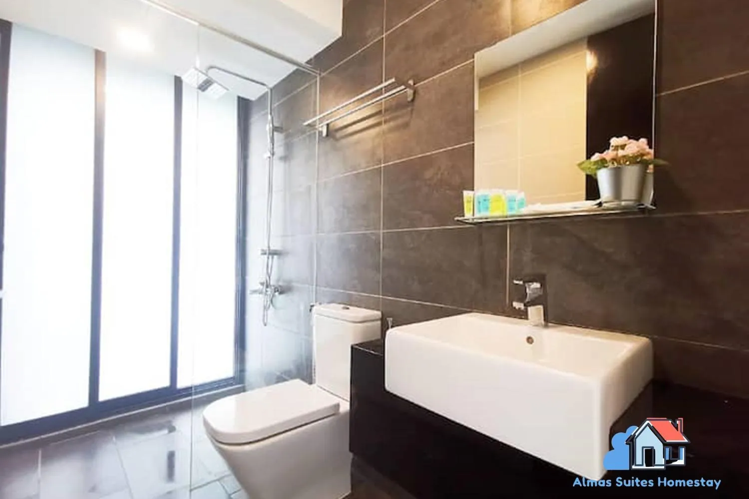 Shower in Almas Suites @ Puteri Harbour