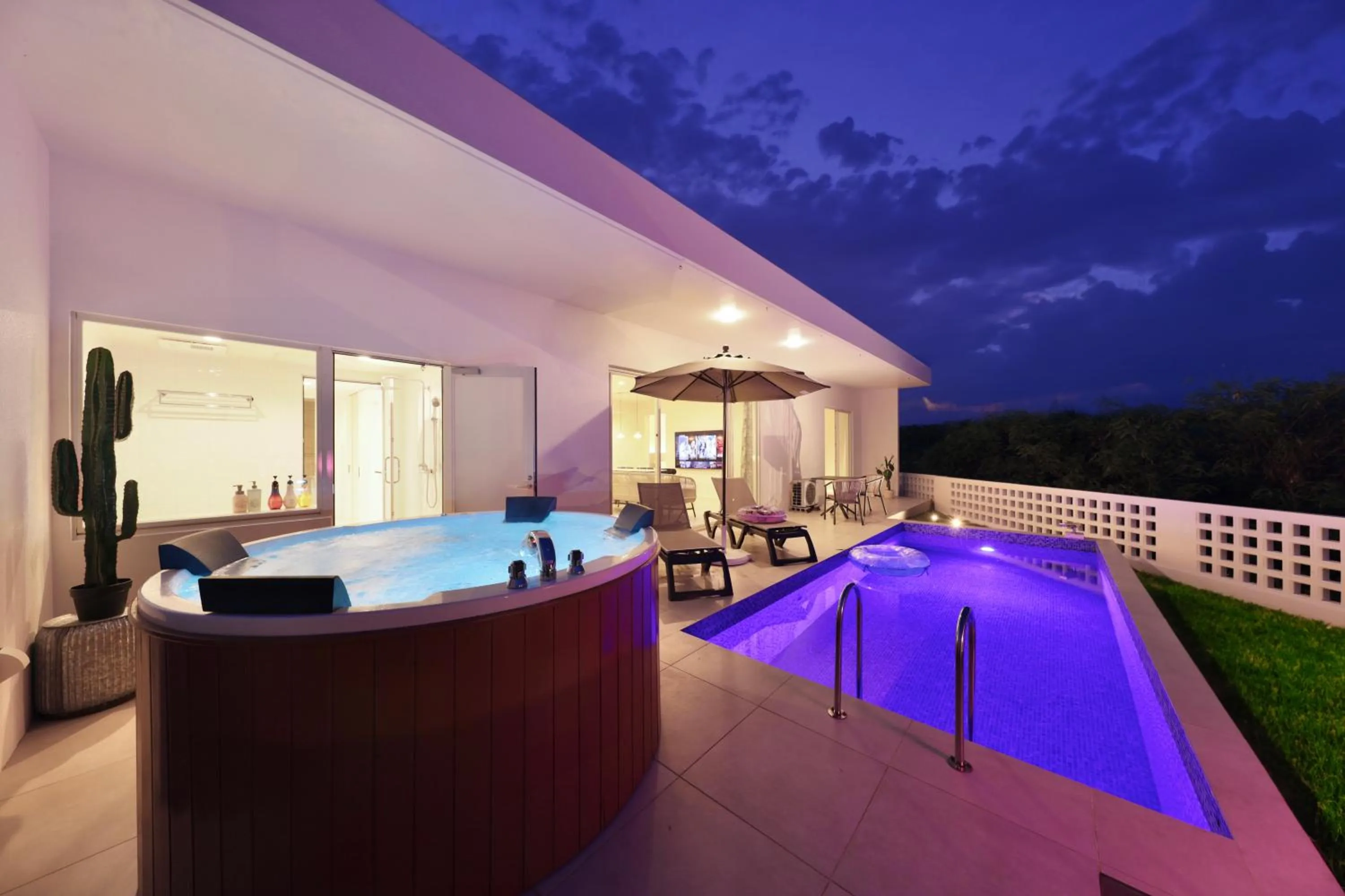 Balcony/Terrace in Crystal Villa Bayside