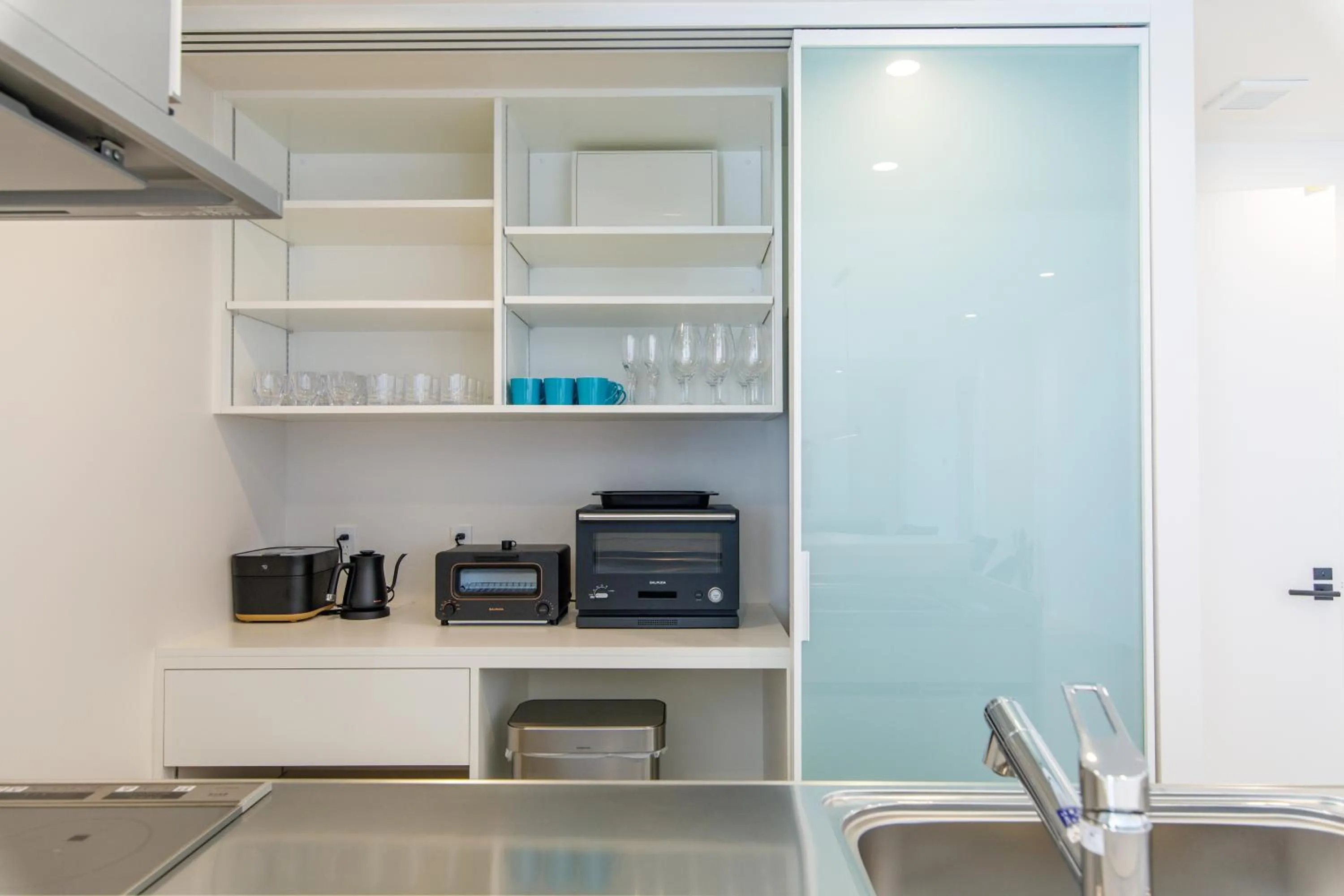 Kitchen or kitchenette in Crystal Villa Bayside