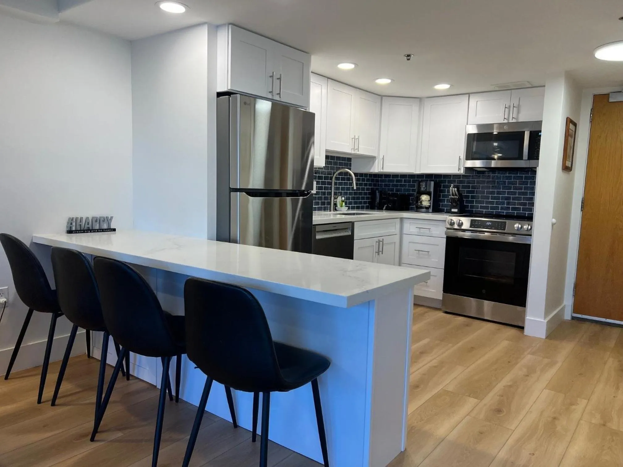 Ilikai Tower 1936 condo