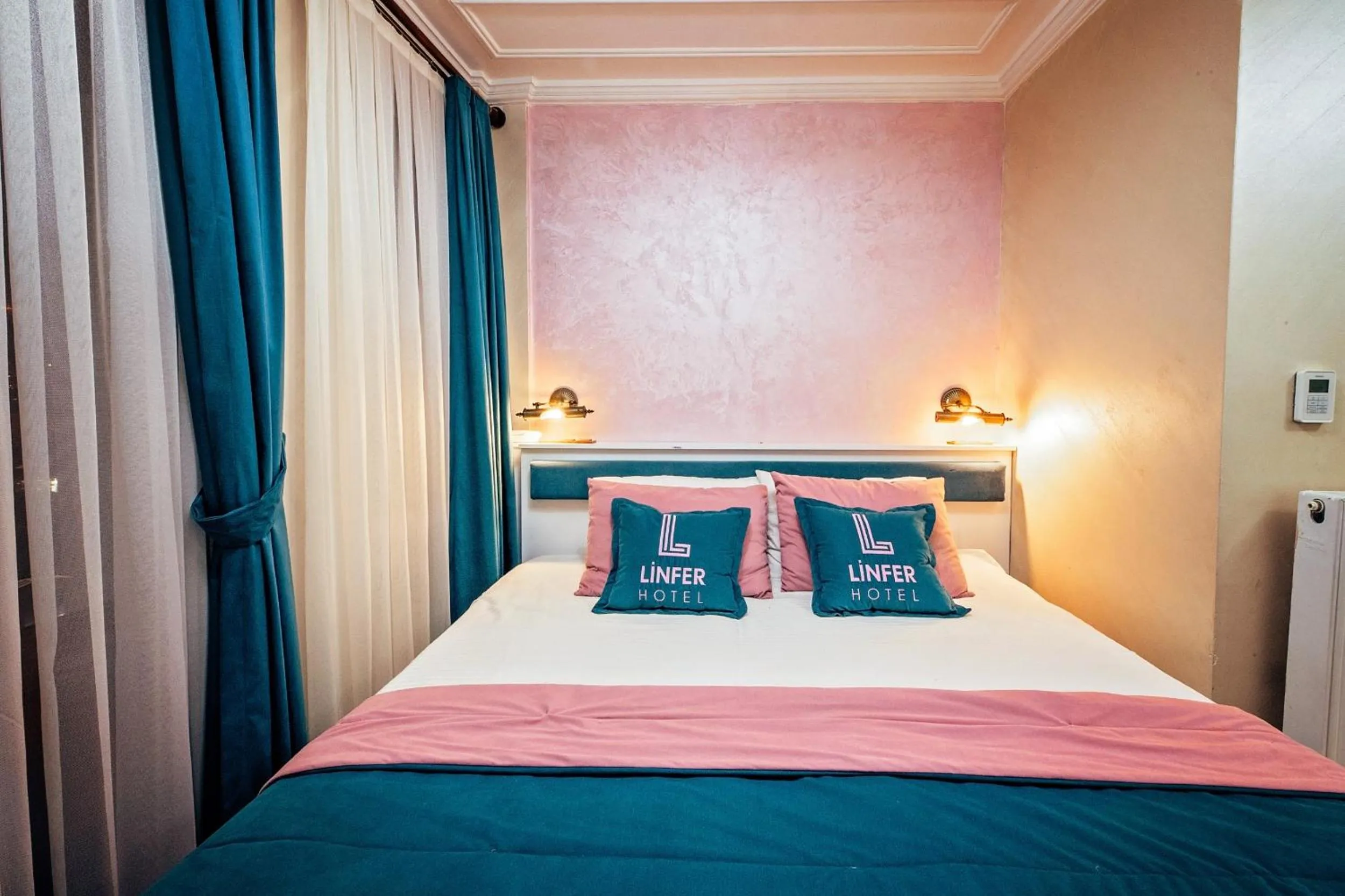 Bed in Linfer Hotel Taksim