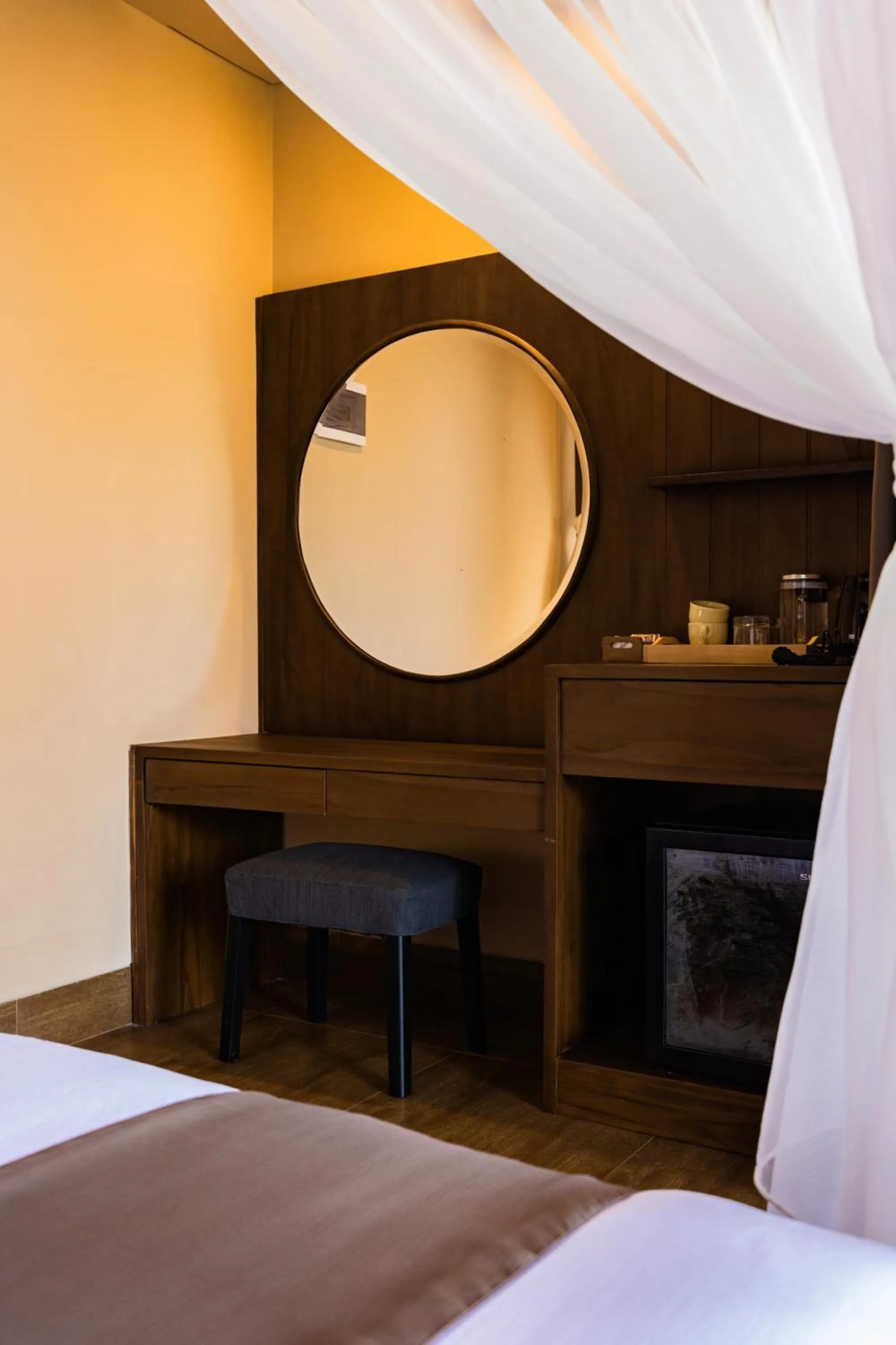 room service, Bed in Shankara Munduk Bali