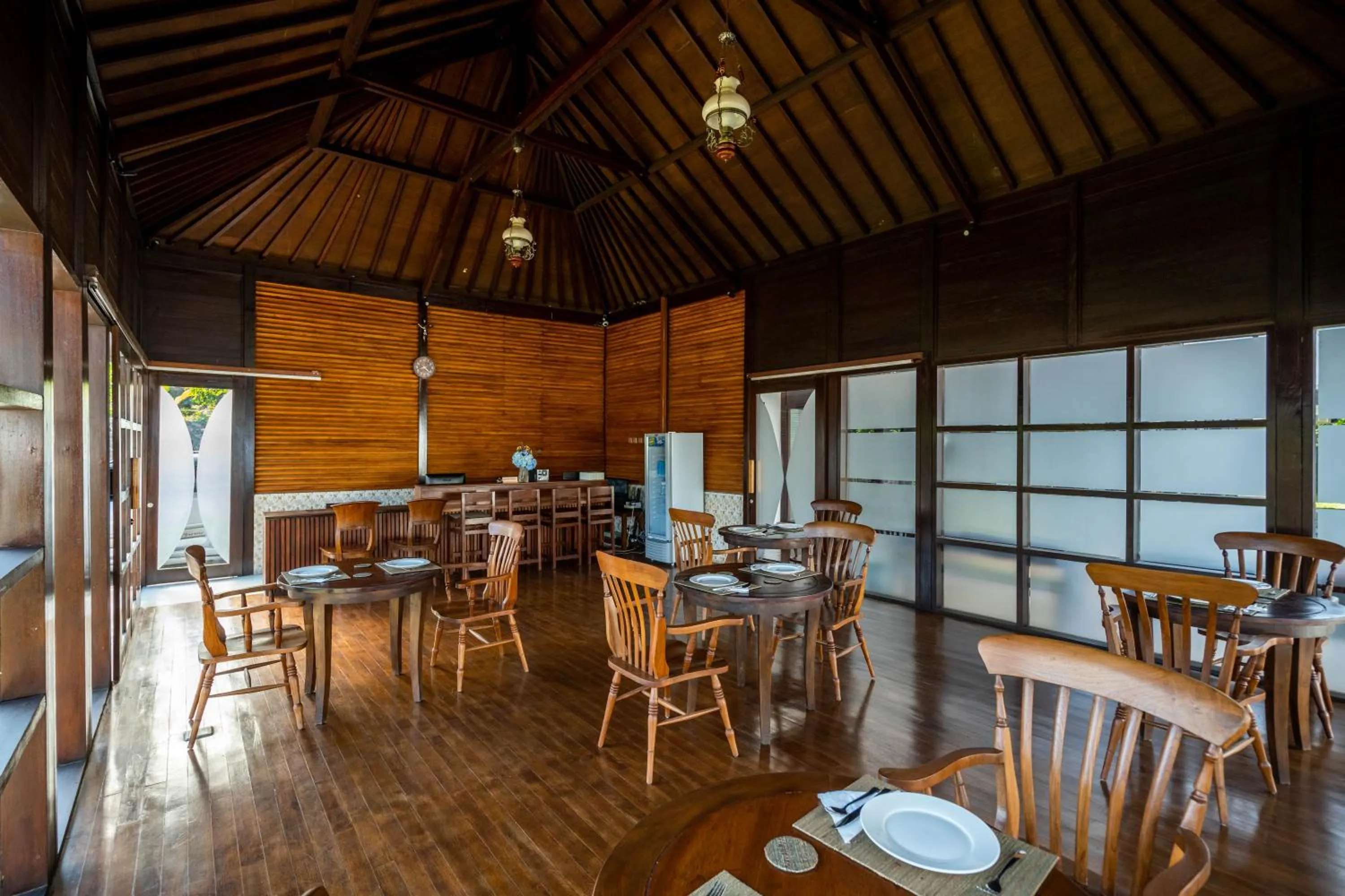 Restaurant/places to eat in Shankara Munduk Bali