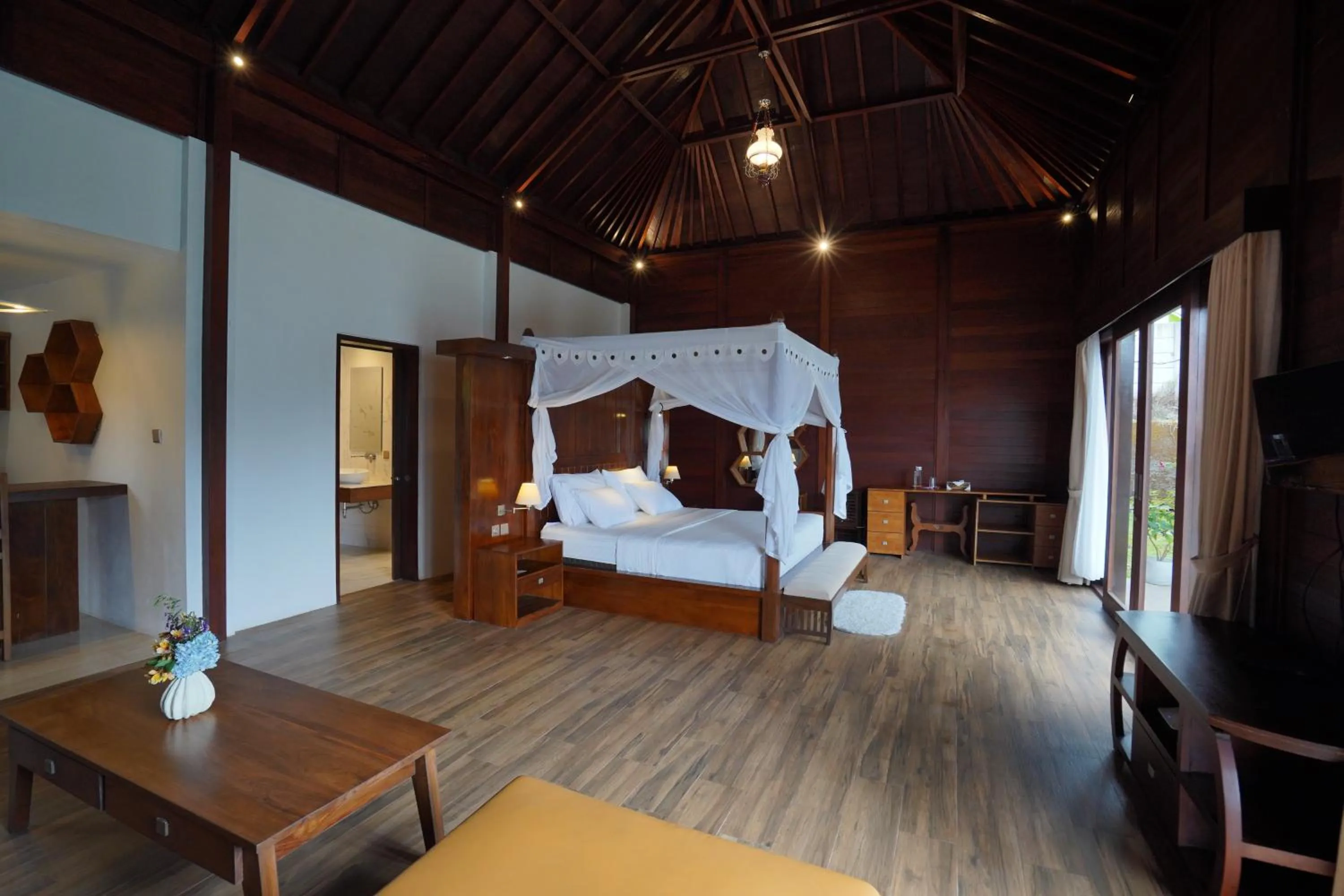 Bed in Shankara Munduk Bali