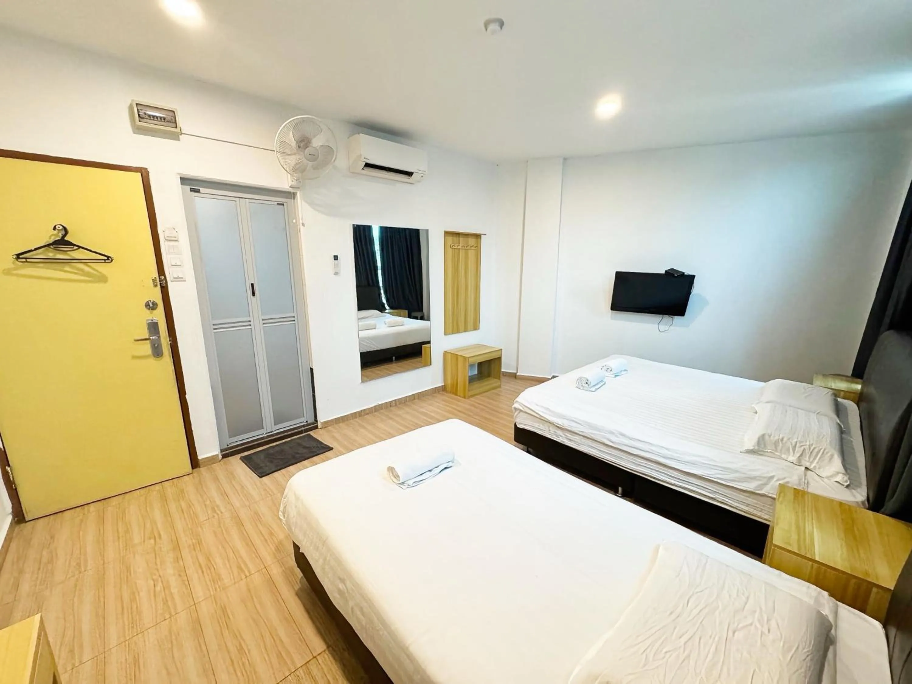 Bedroom, Bed in Hotel O Furich Hotel