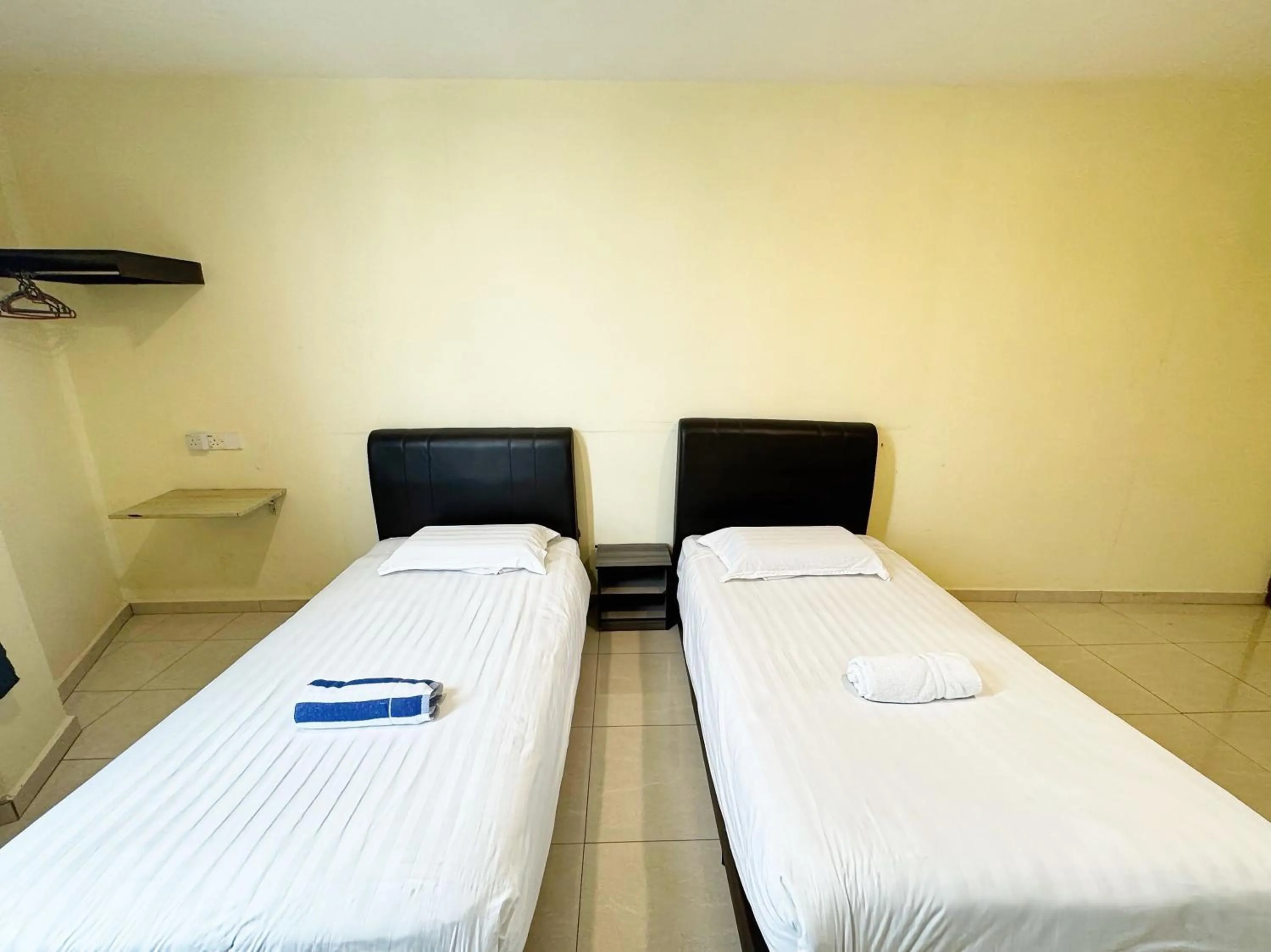 Bedroom, Bed in Hotel O Furich Hotel