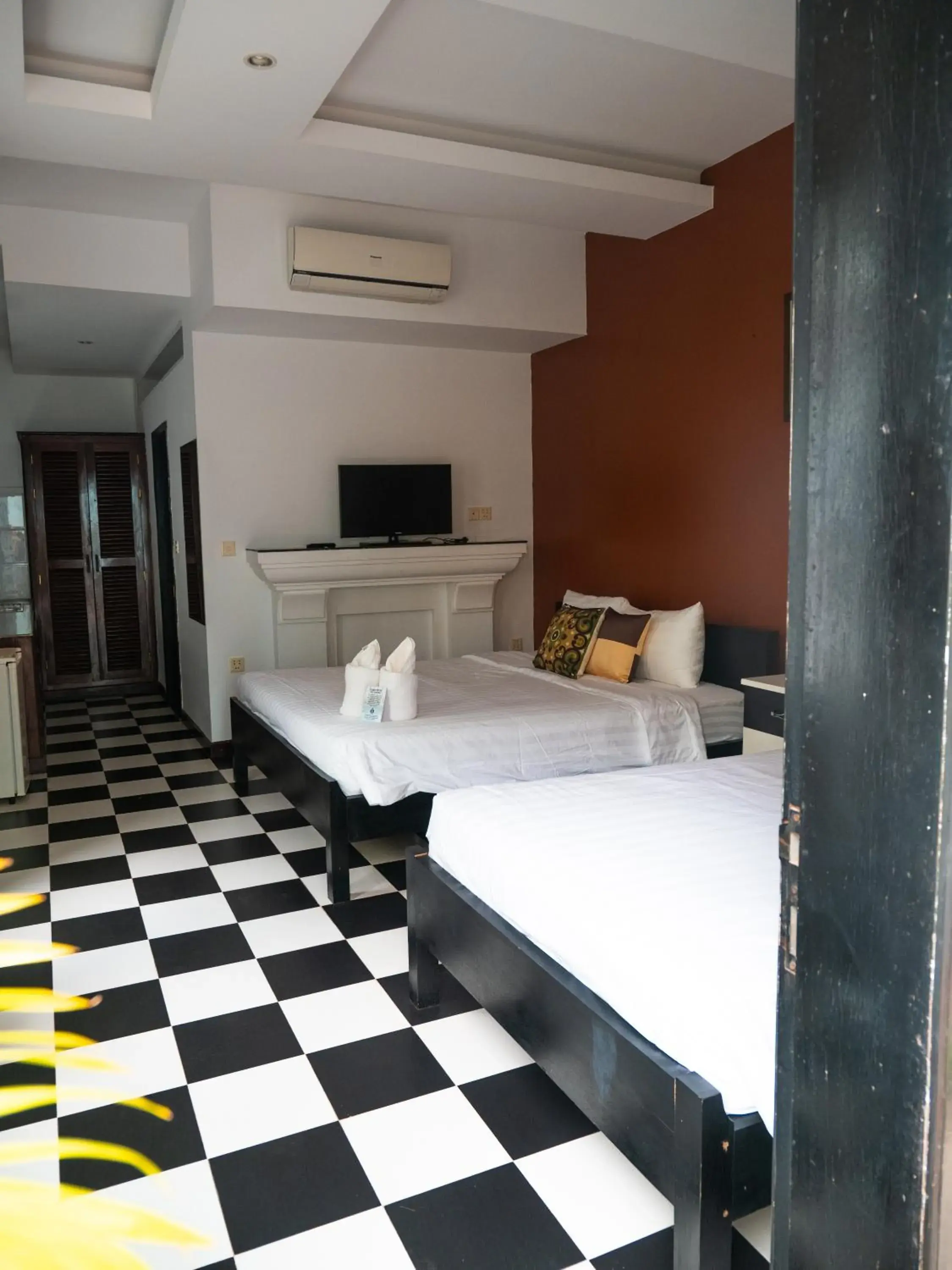 Triple Room with Bath in The Bygone Triple Room with Bath in The Bygone