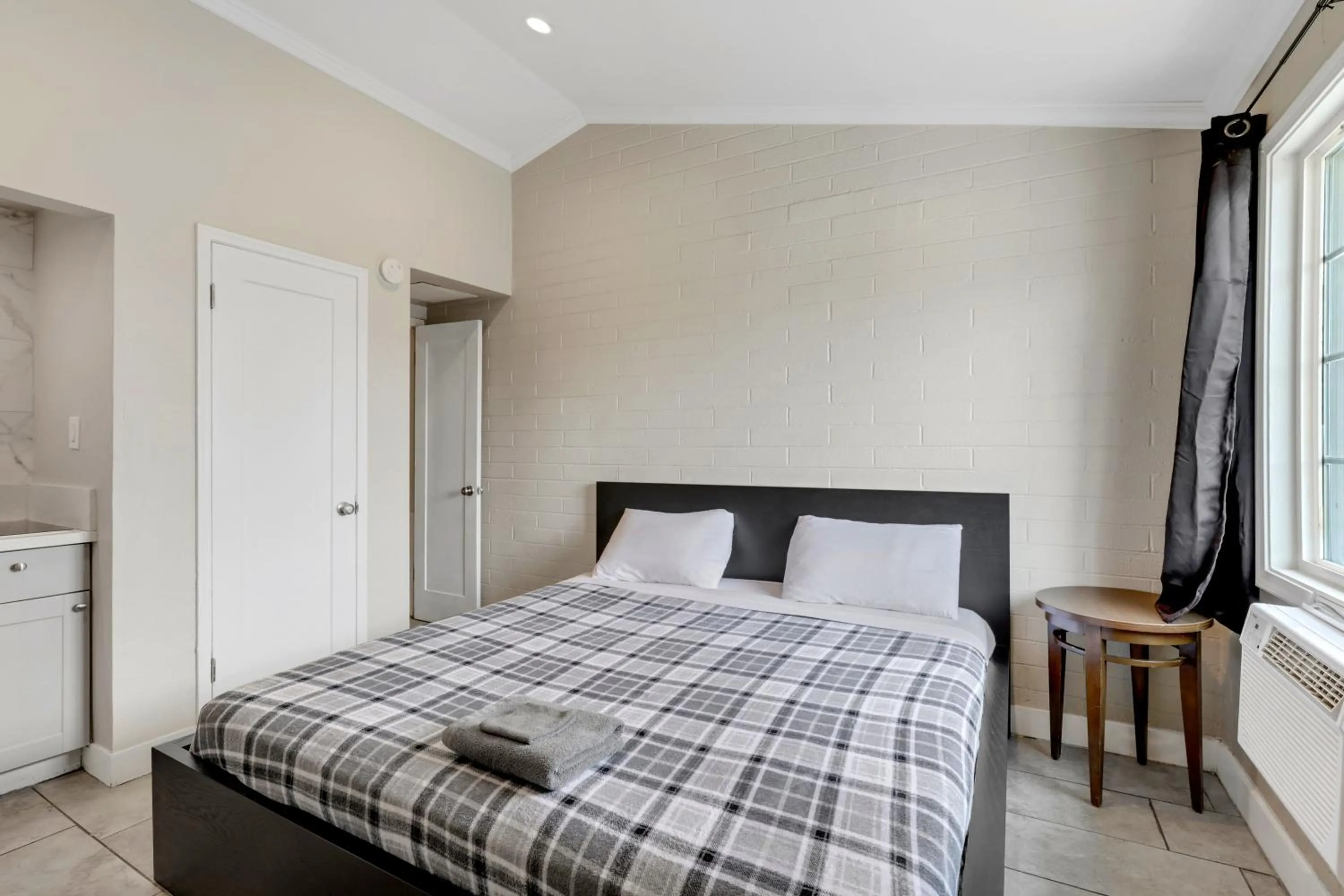 Bed in Desert Moon Motel