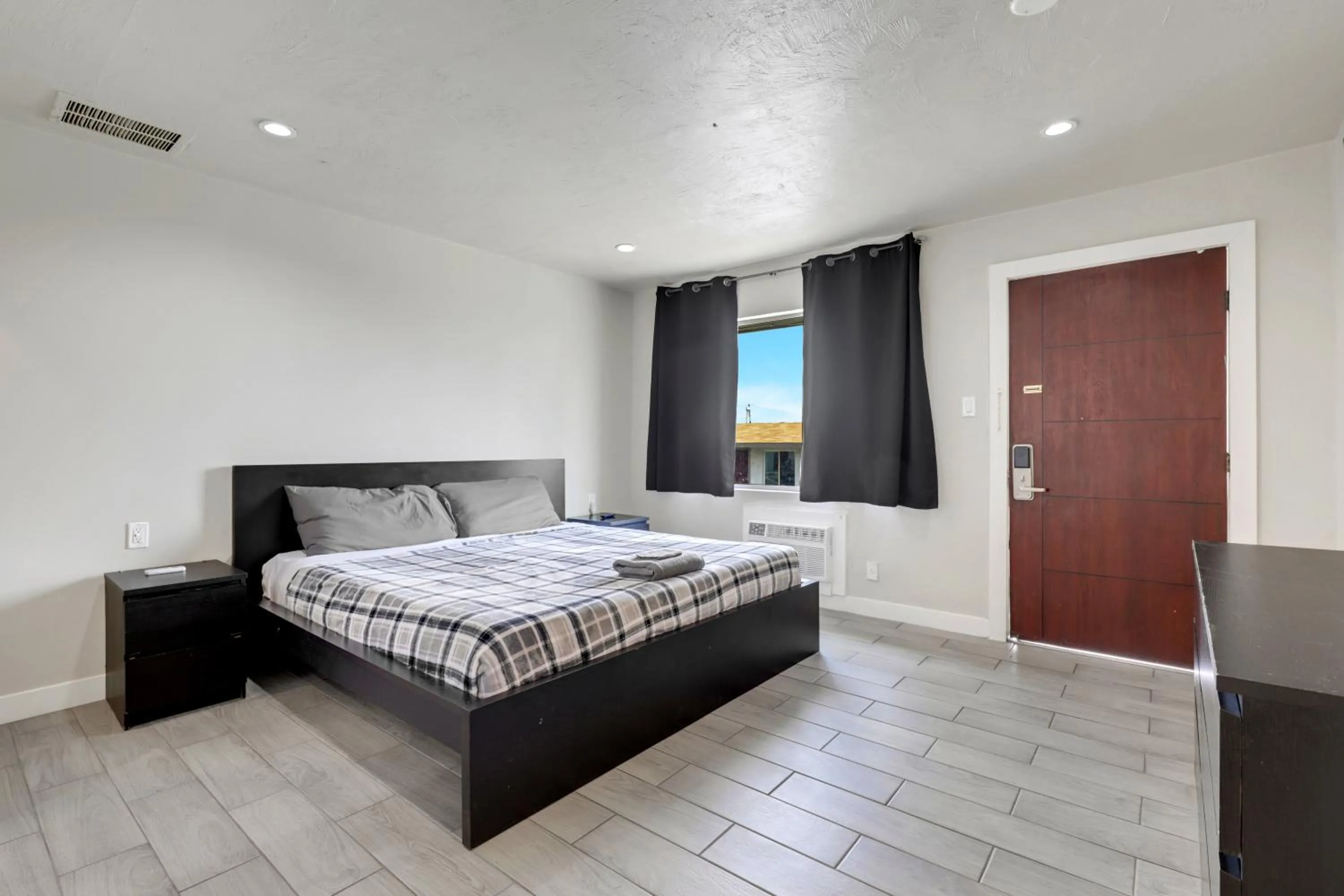 Bed in Desert Moon Motel