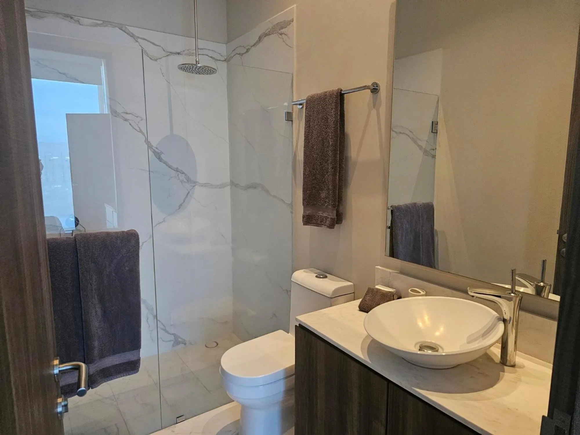 Bathroom in Maritima Front Beach Apartment