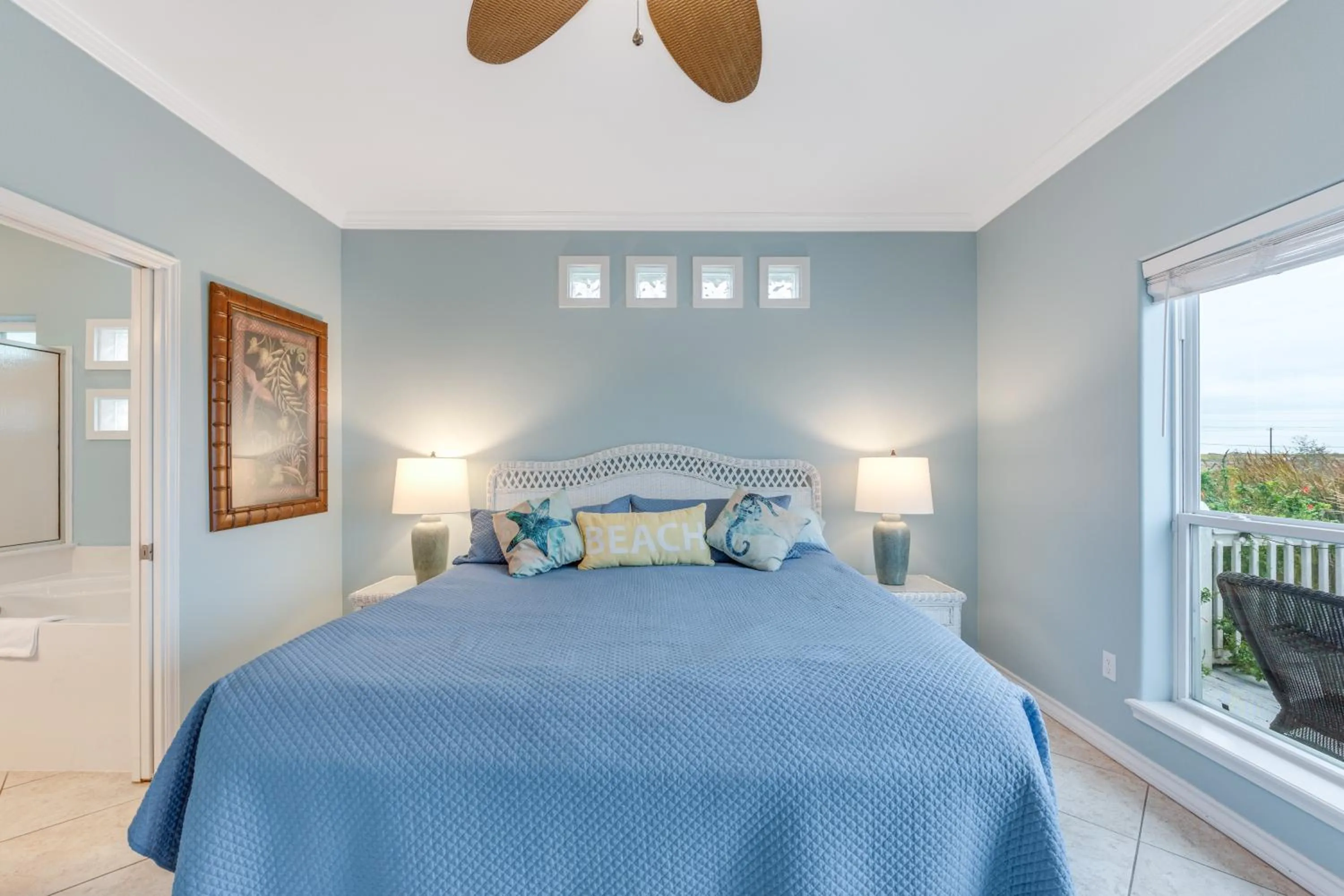 Property building, Bed in Sandy Cheeks