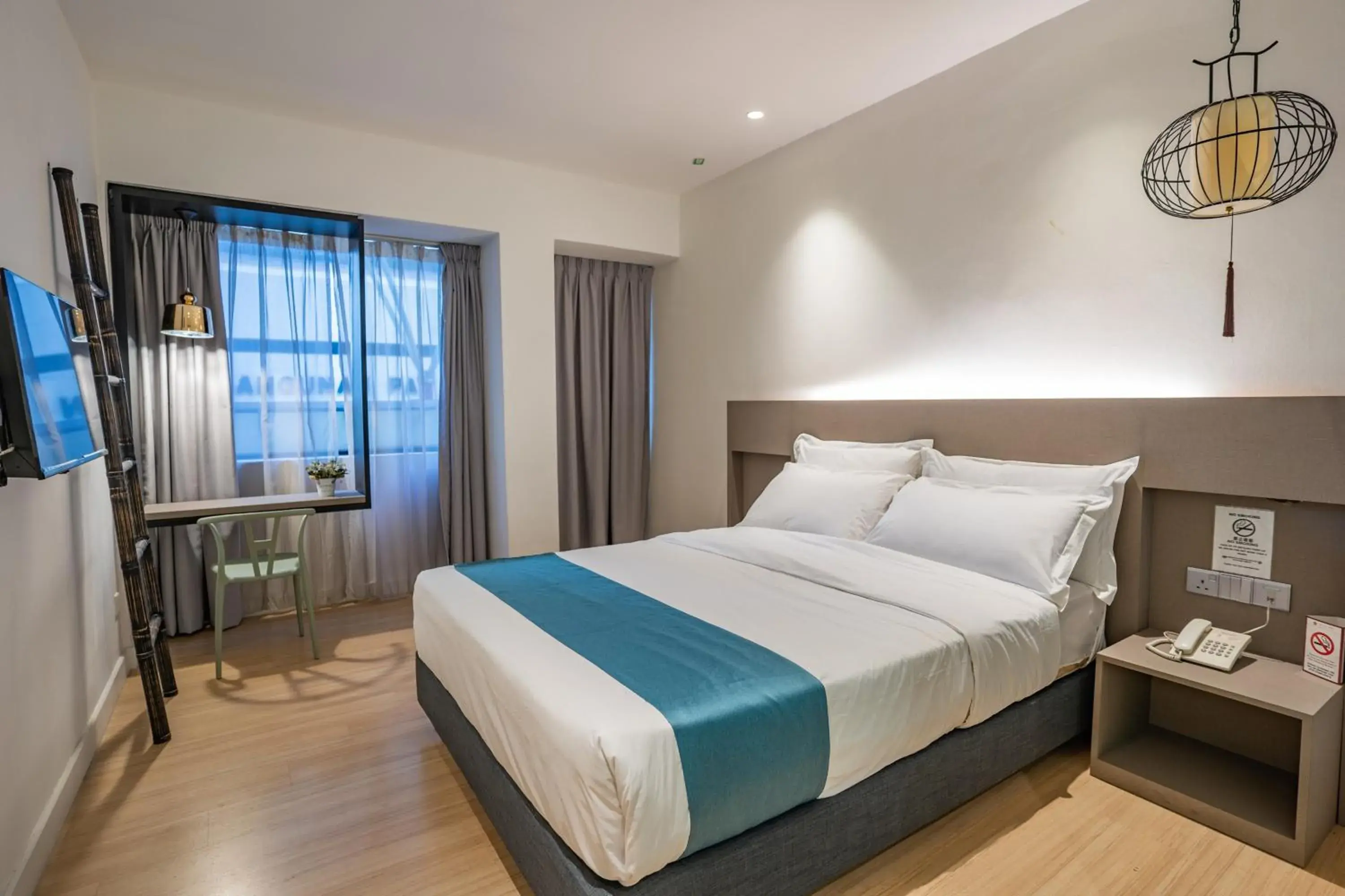 Deluxe Double Room in Floresta Hotel Chinatown Deluxe Double Room in Floresta Hotel Chinatown