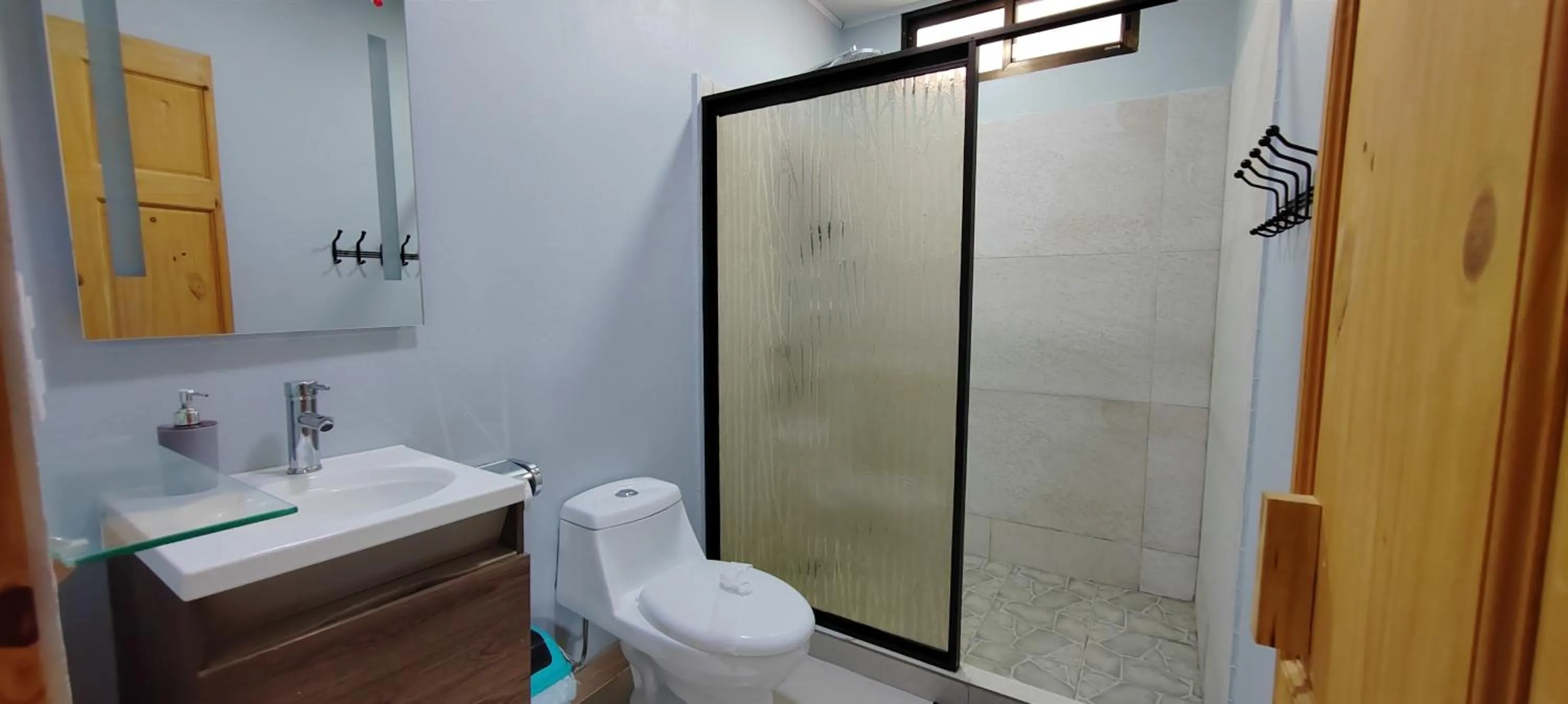 Shower in Ballena Rey Hotel