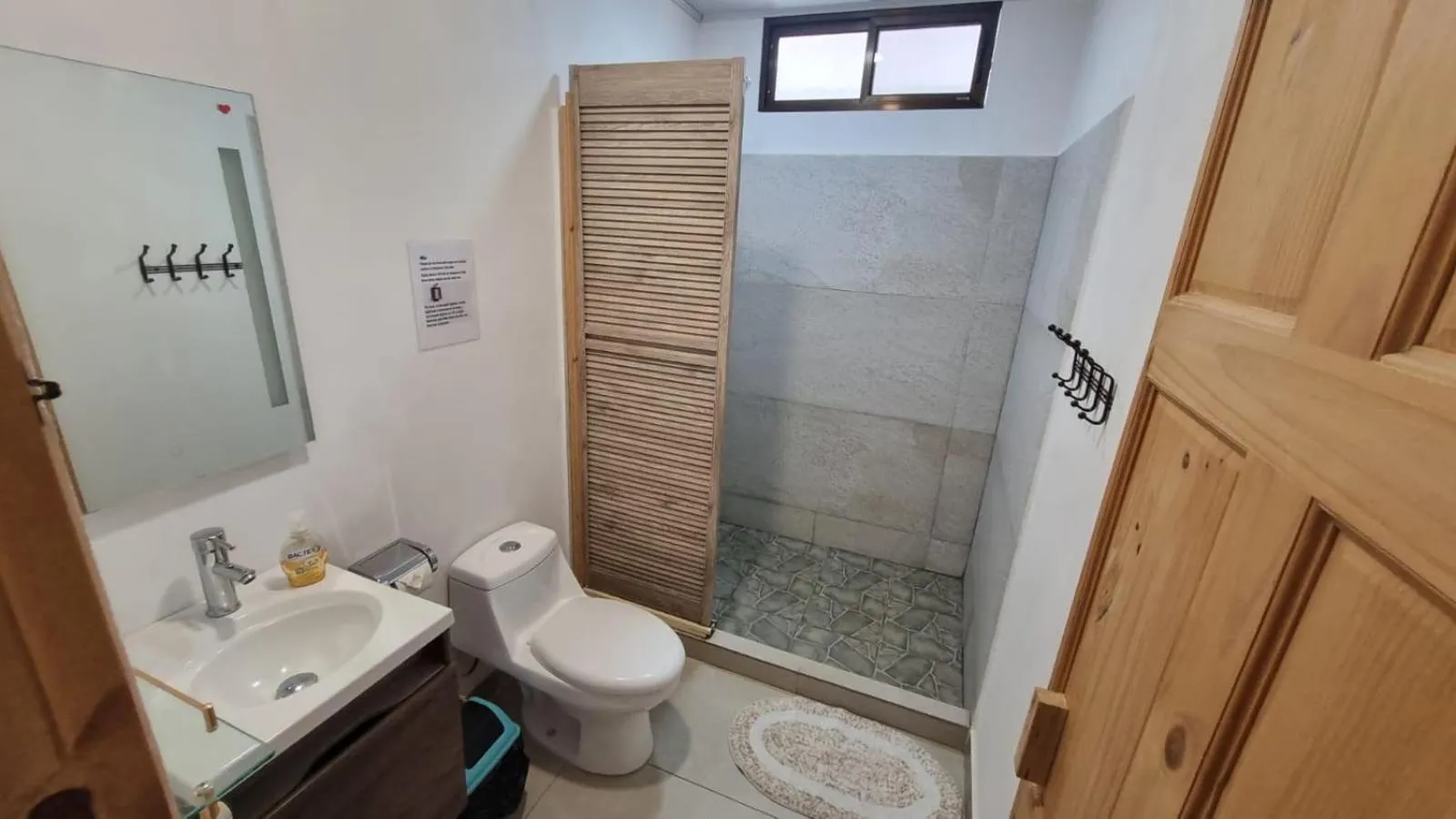 Bathroom in Ballena Rey Hotel