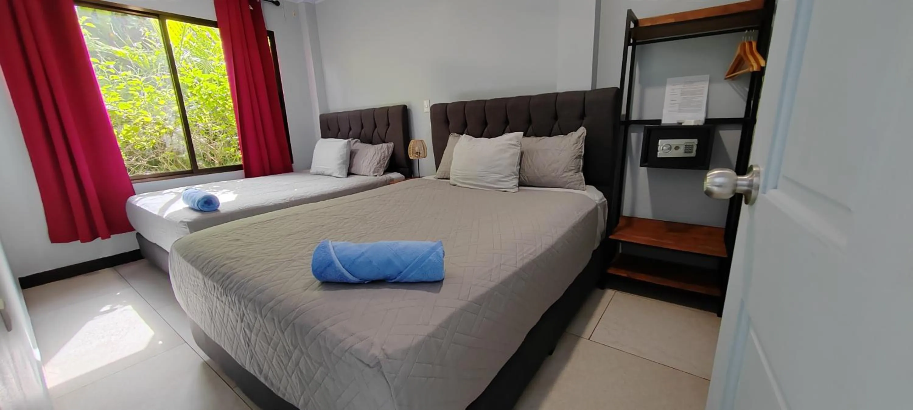 safe, Bed in Ballena Rey Hotel