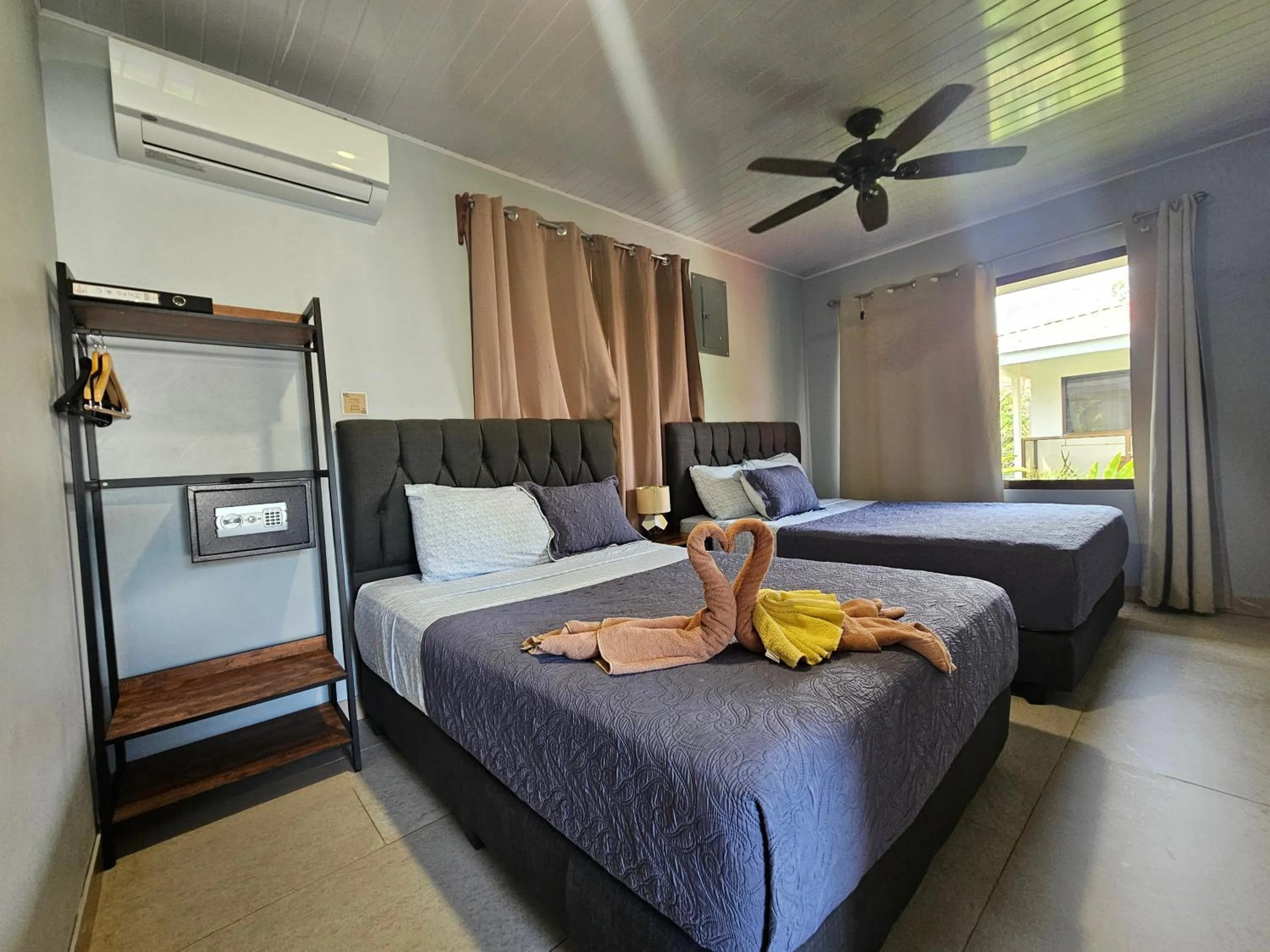 Bed in Ballena Rey Hotel