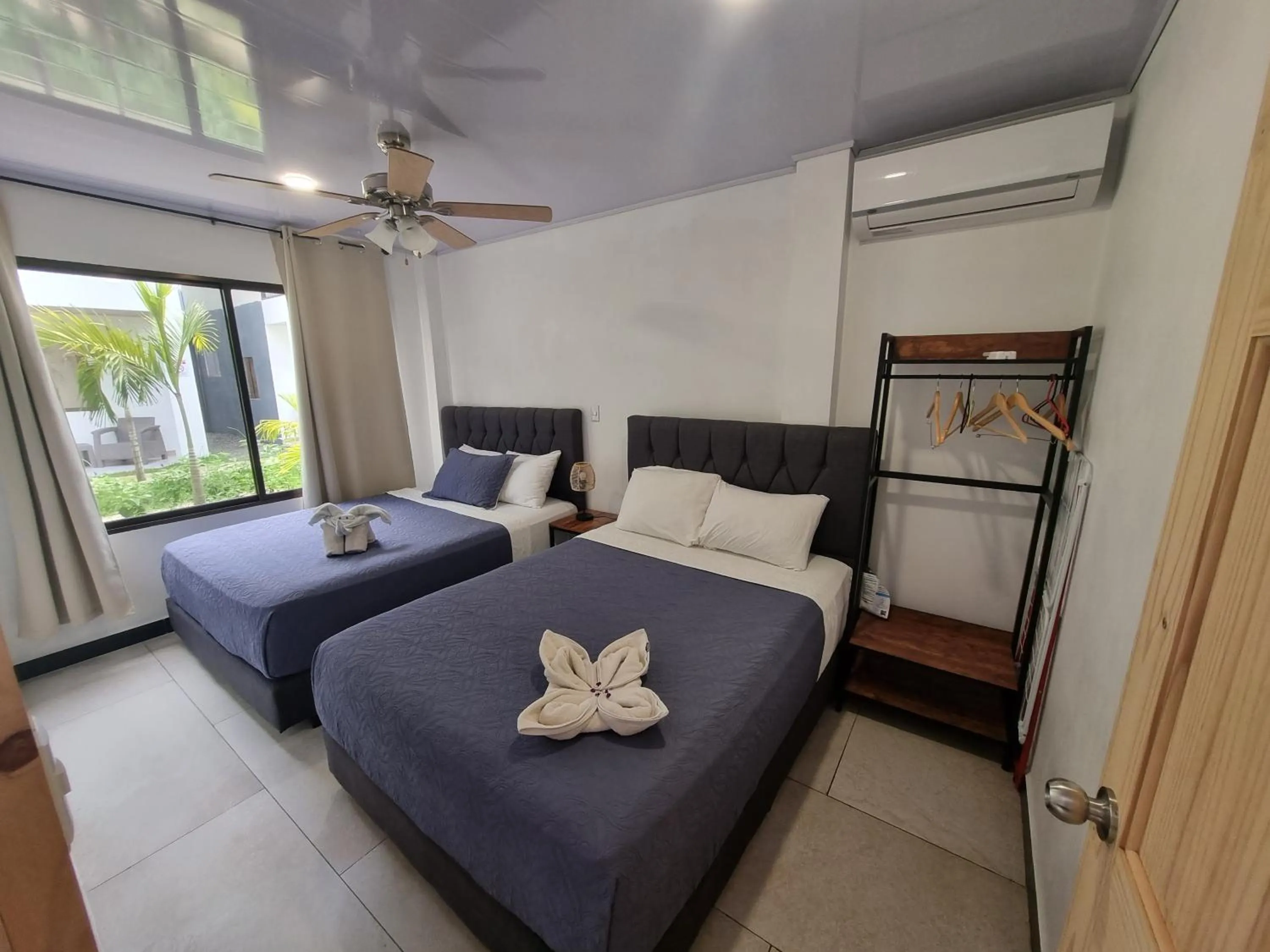 air conditioner, Bed in Ballena Rey Hotel