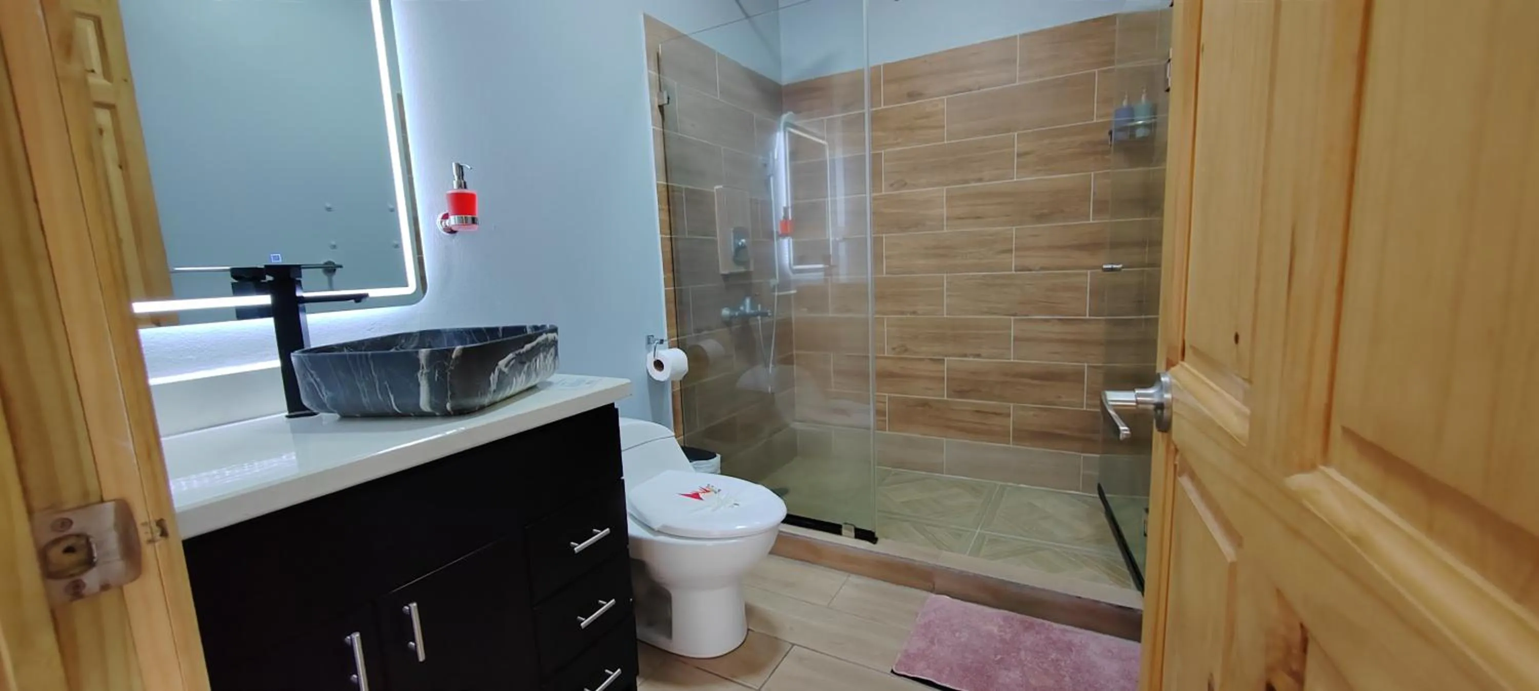 Bathroom in Ballena Rey Hotel