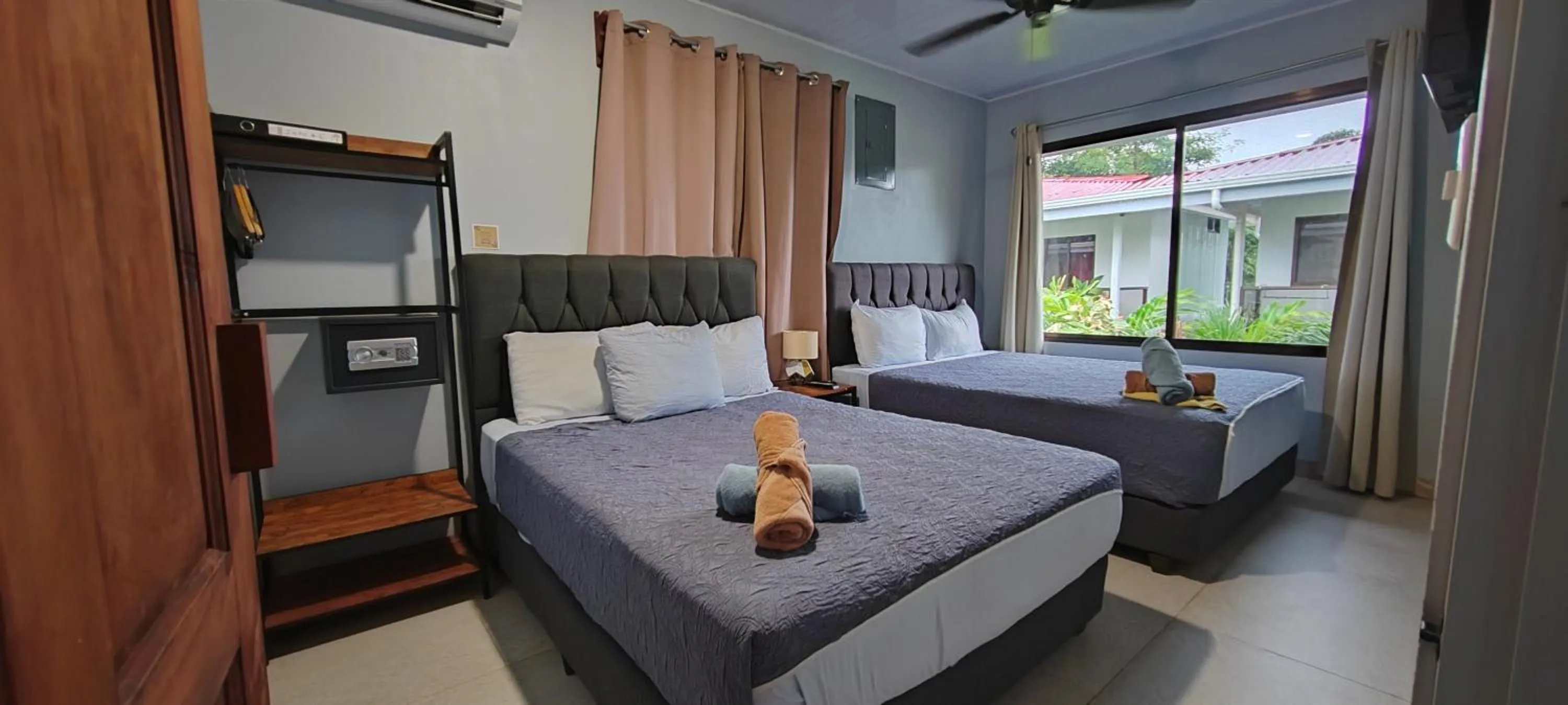 Bed in Ballena Rey Hotel