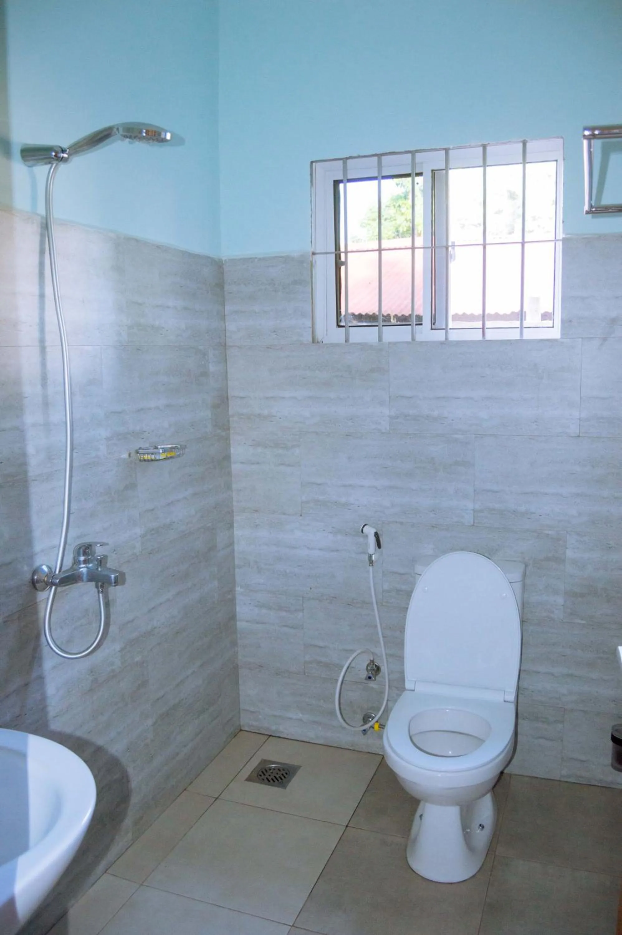 Shower in Kilimanjaro Scenic Homestay