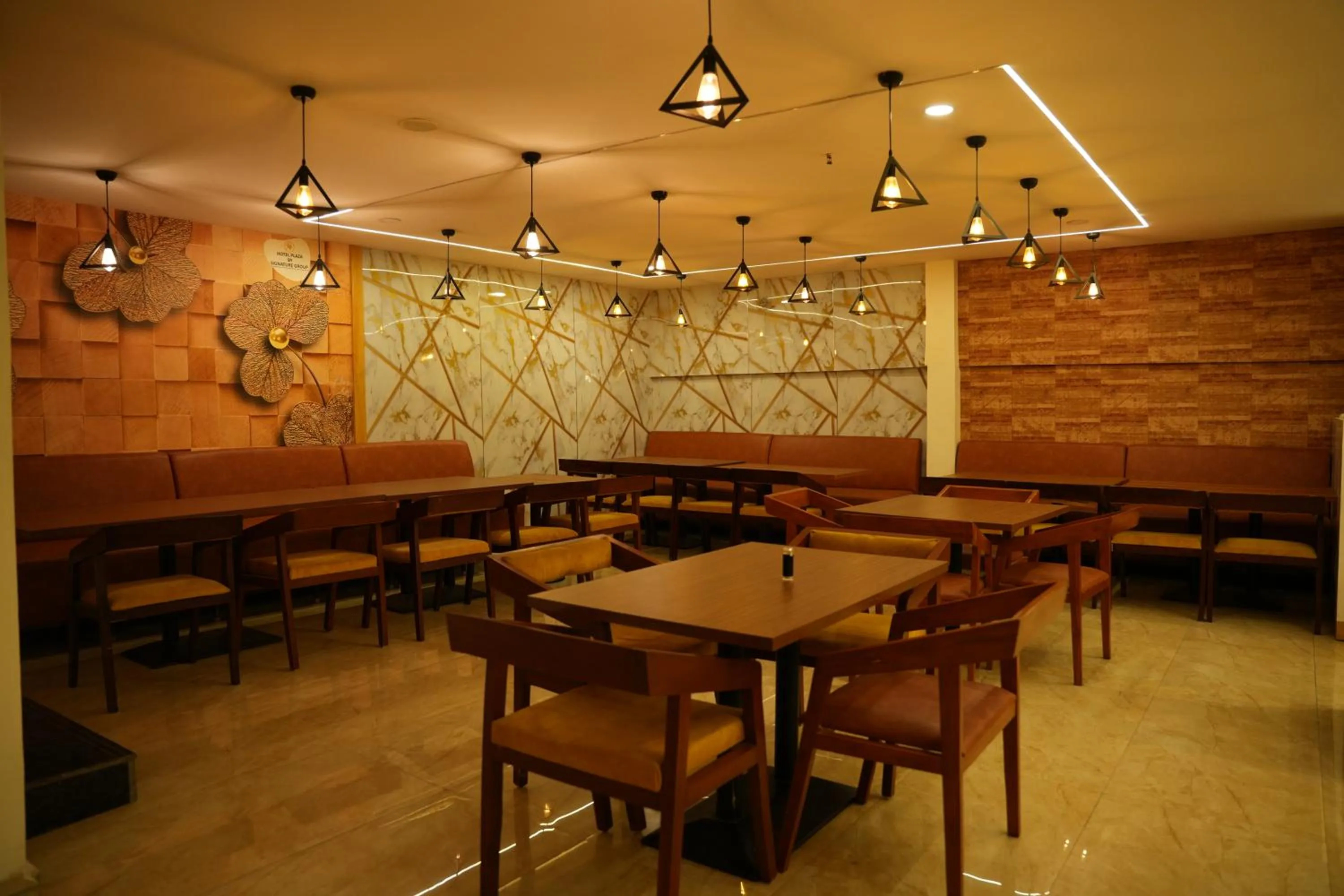 Restaurant/places to eat in Hotel Plaza Hyderabad Airport Zone