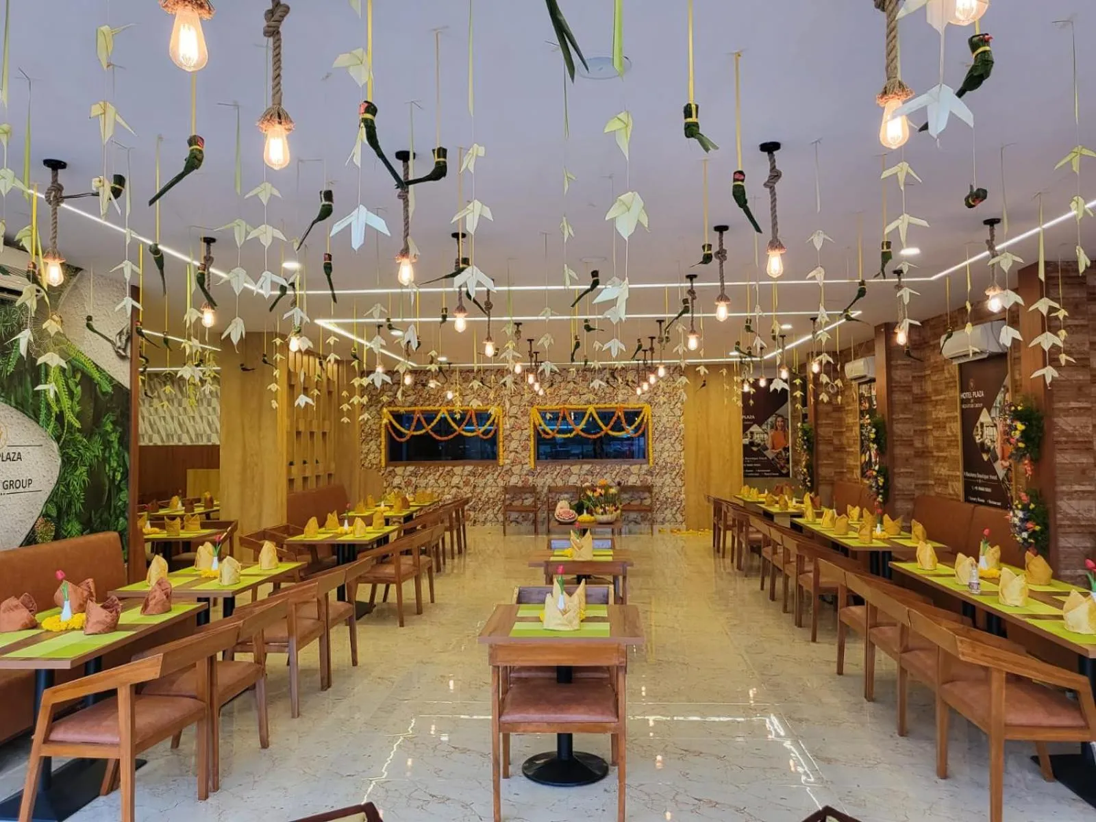 Restaurant/places to eat in Hotel Plaza Hyderabad Airport Zone