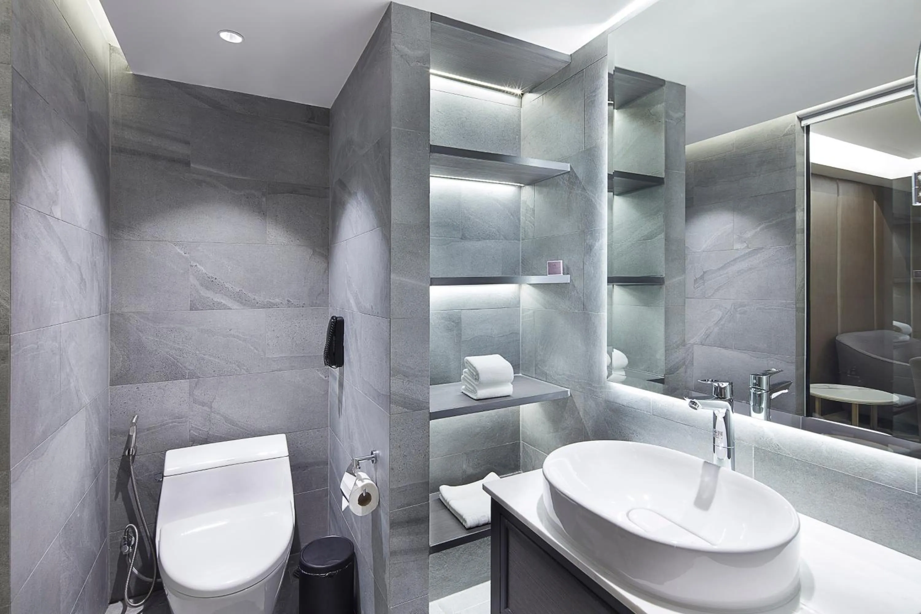 Grace At Five by Grace Hotel Bangkok