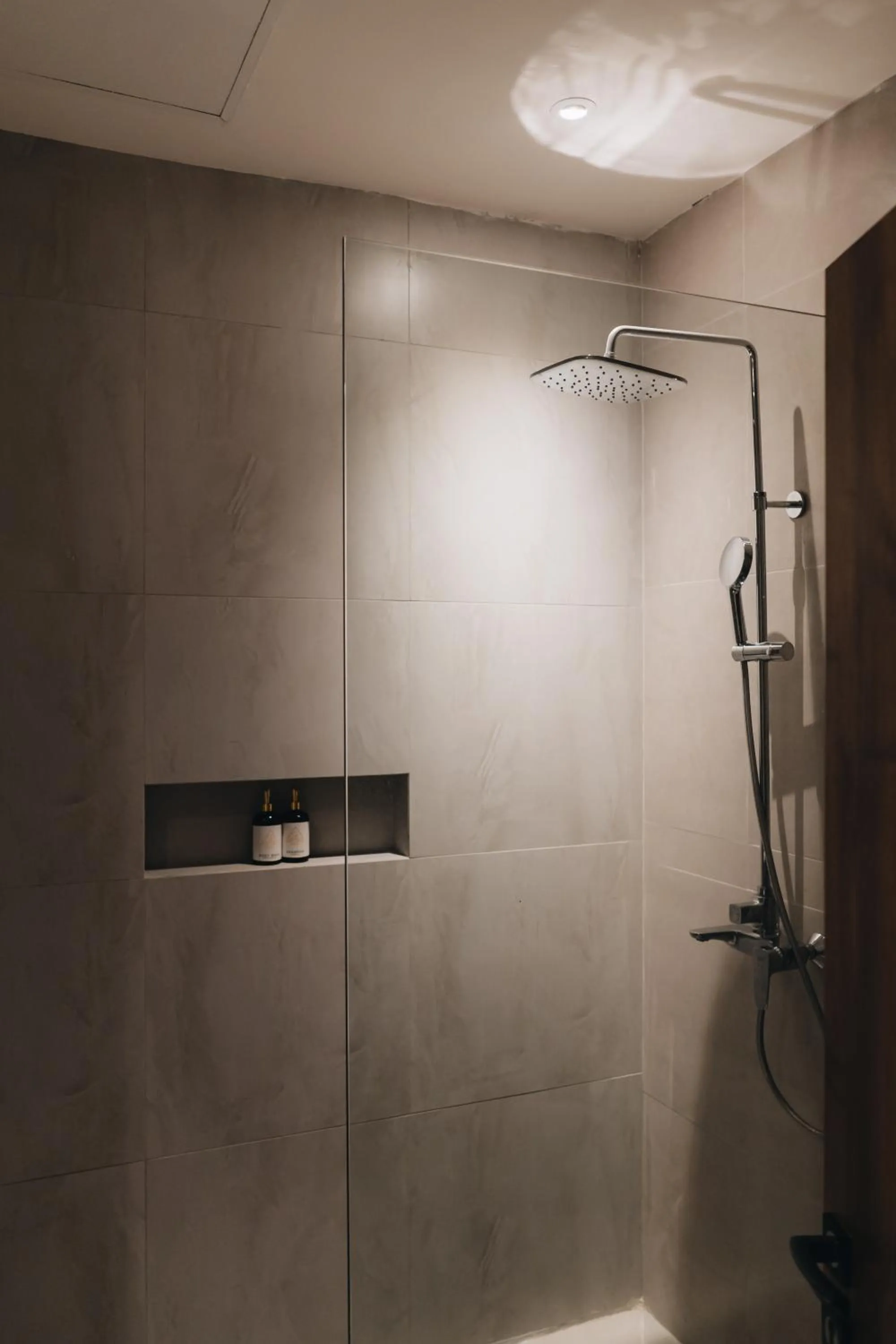 Property building in Grand Central Premier