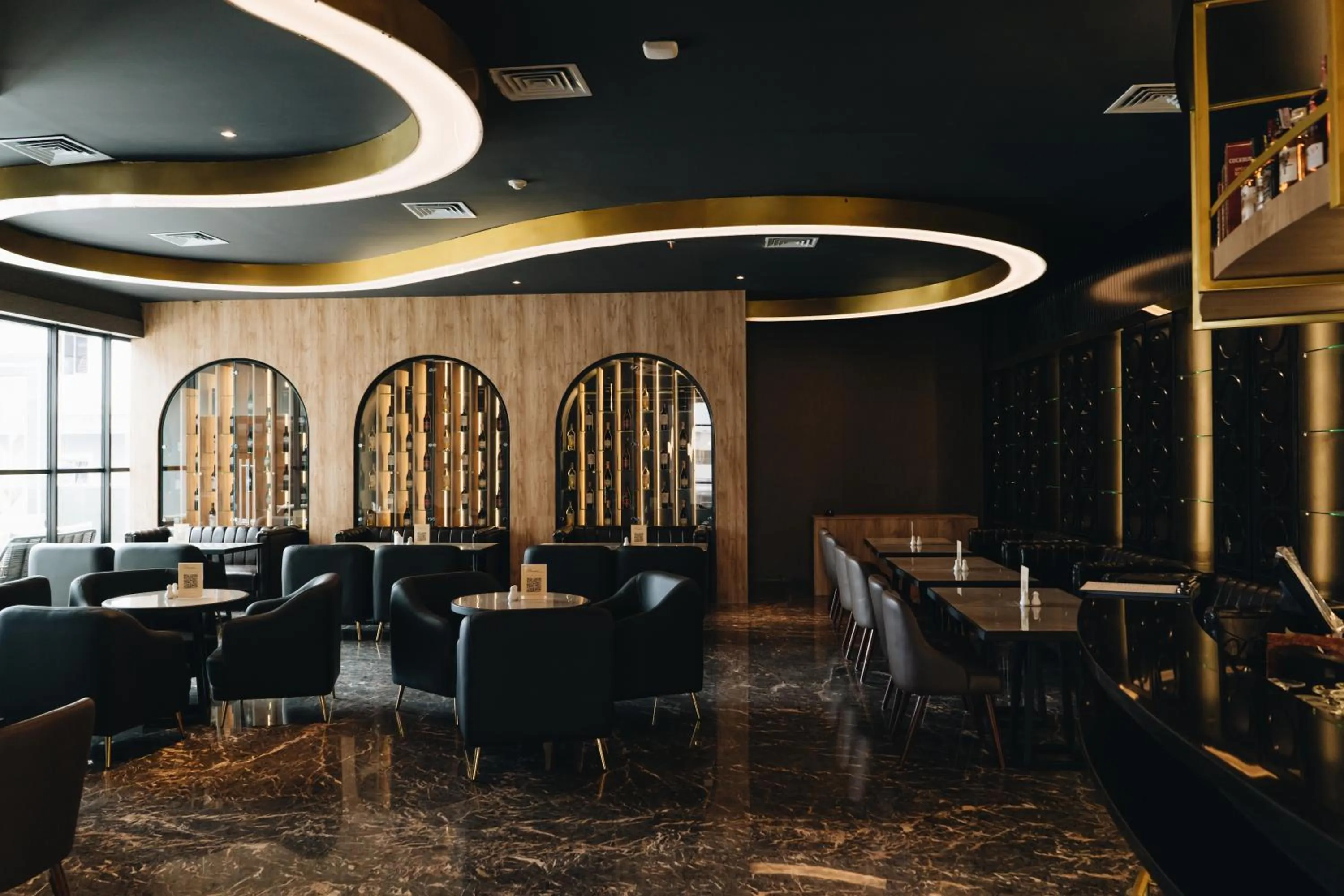 Restaurant/places to eat in Grand Central Premier