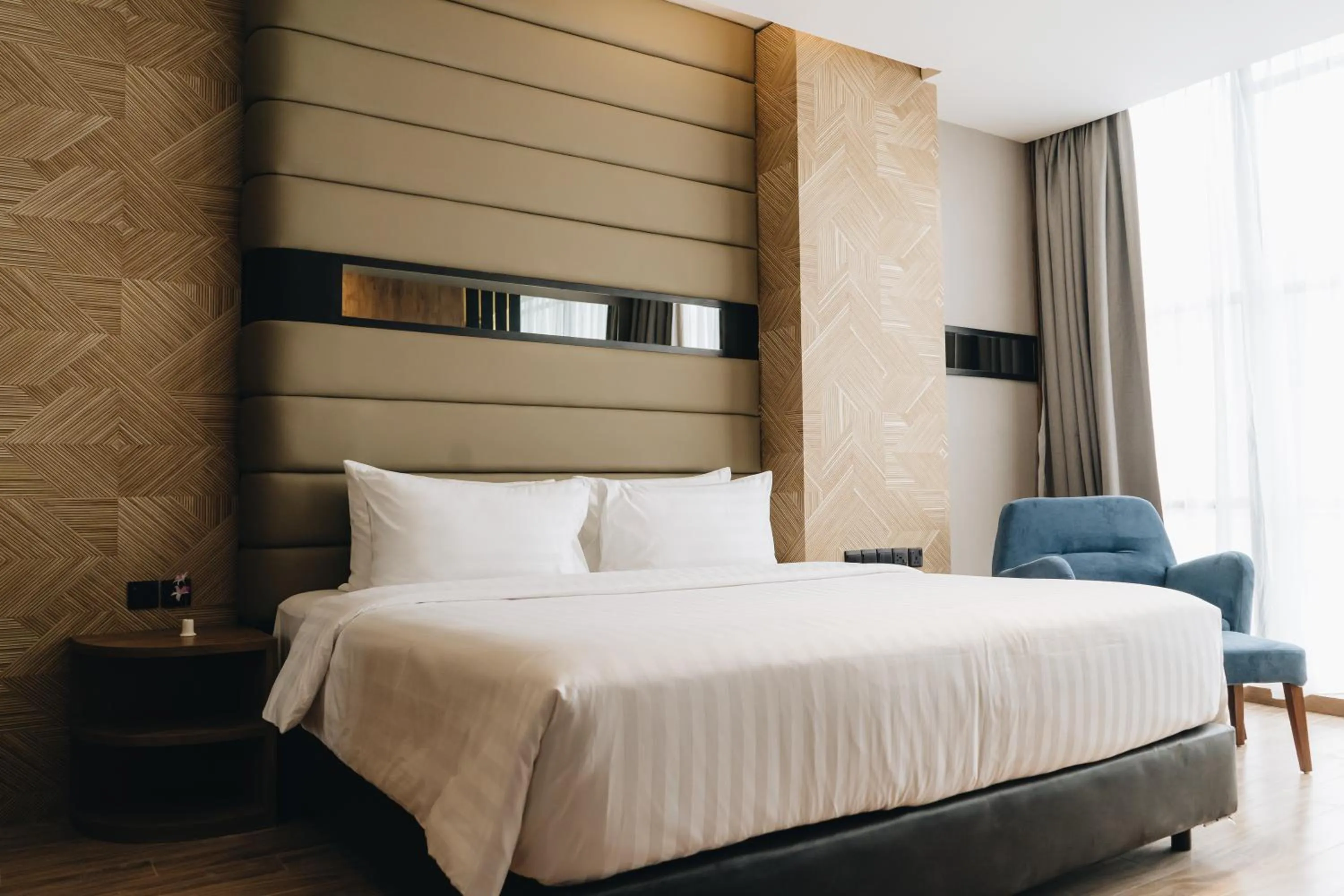 Bedroom, Bed in Grand Central Premier