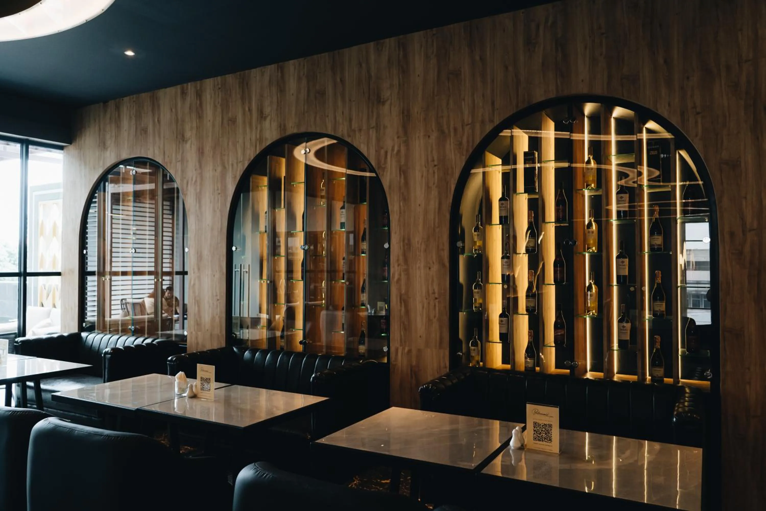 Restaurant/places to eat in Grand Central Premier