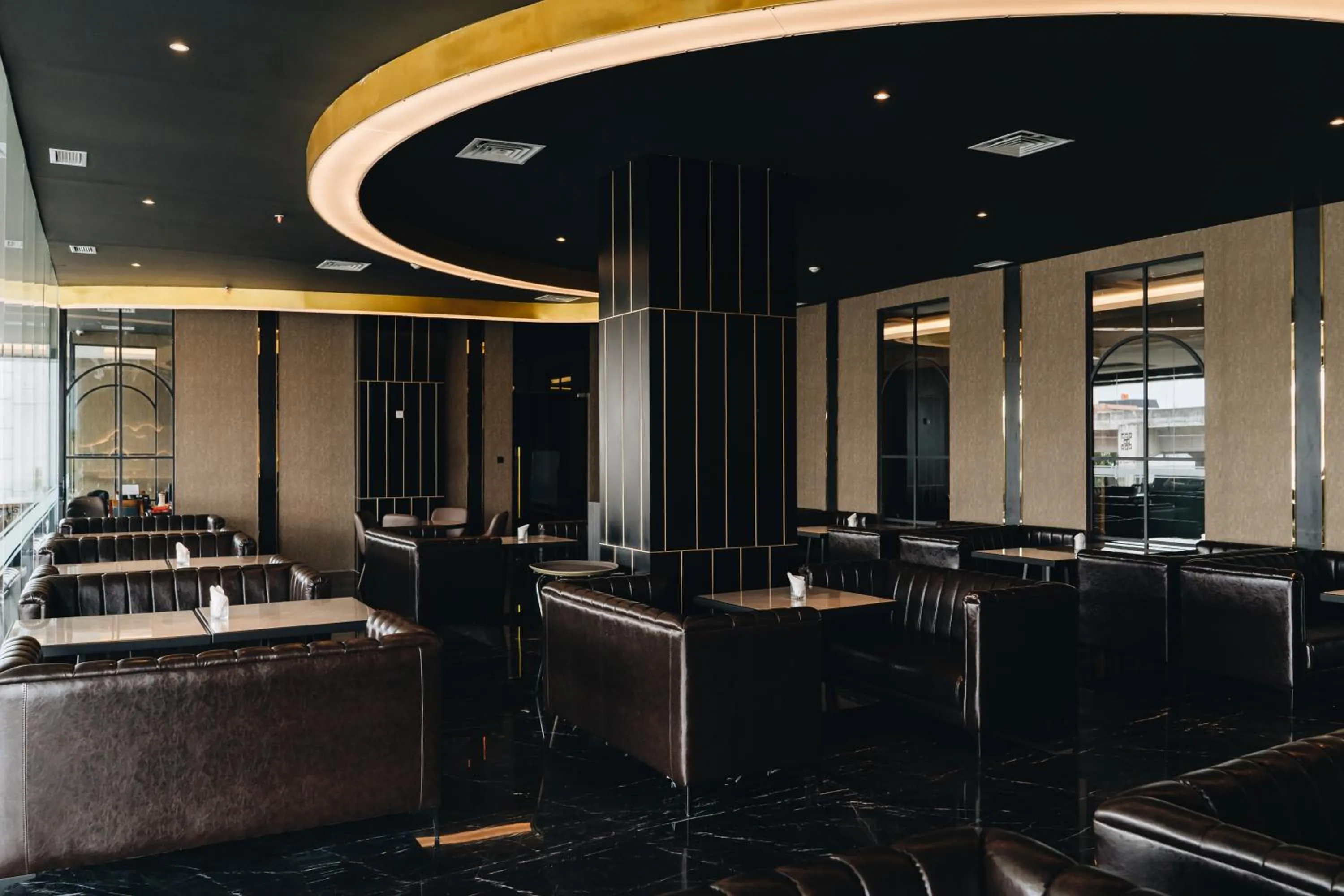 Restaurant/places to eat in Grand Central Premier